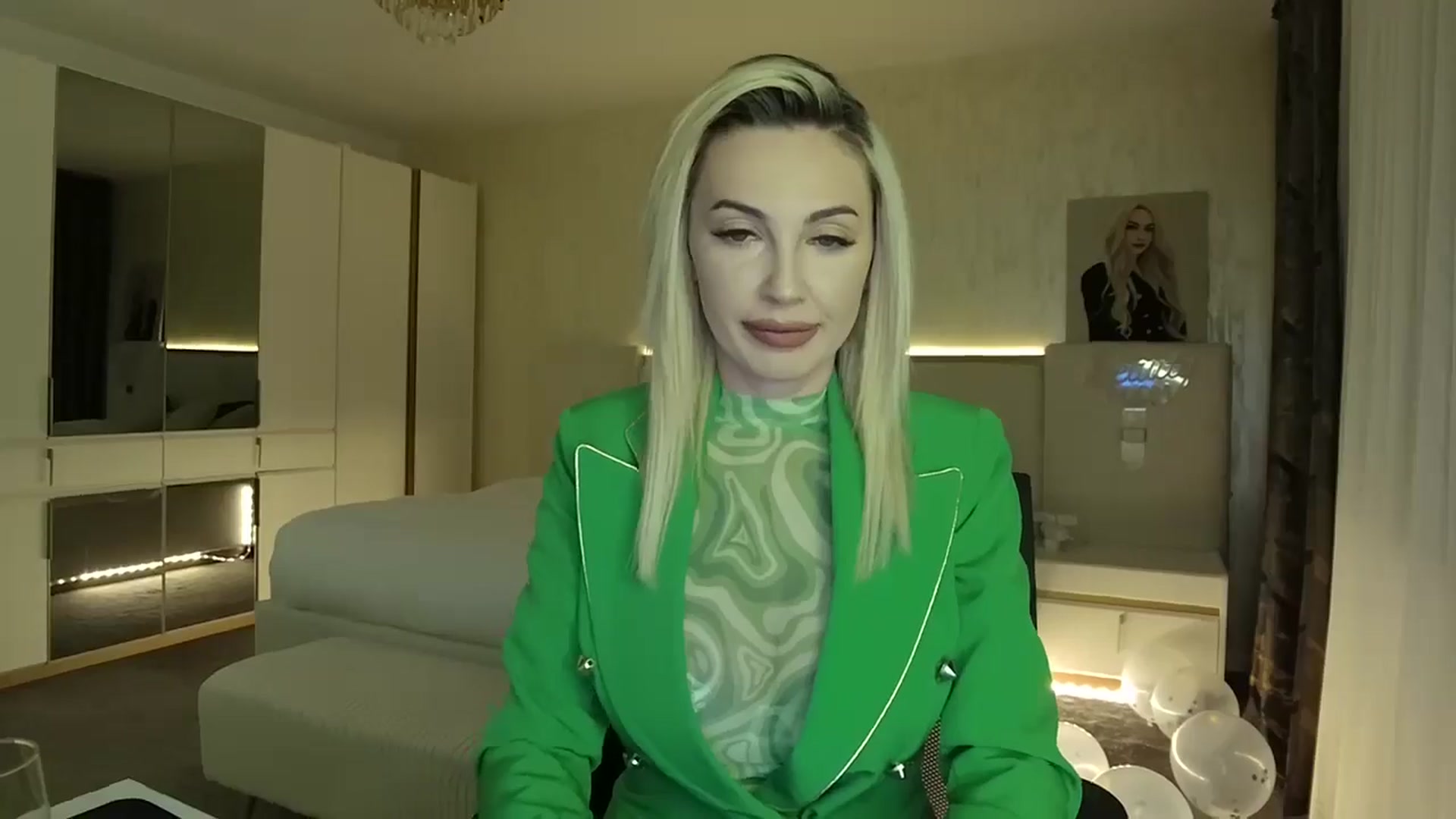 Gallery image thumbnail from BlondeIsBack's myfreecams stream on, 05/02/2025, 21:03 image 6 of 20