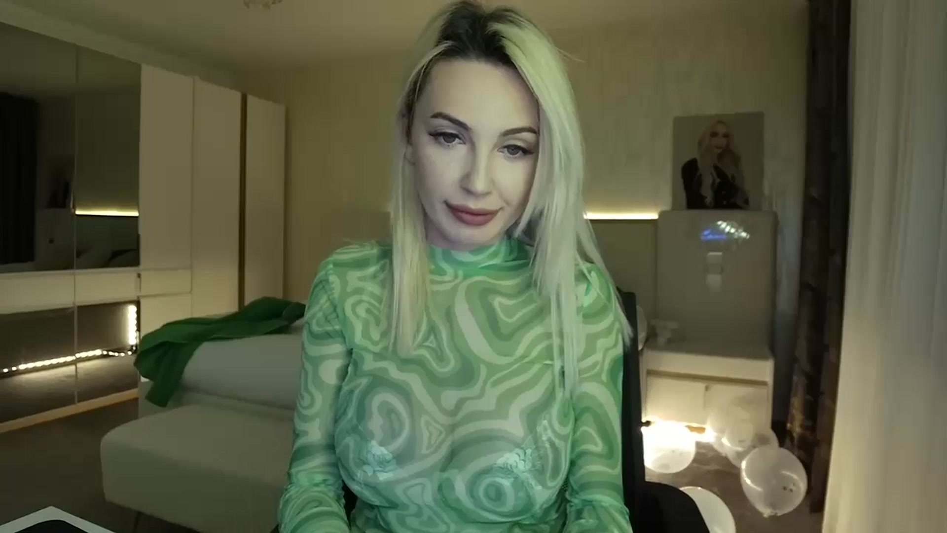 Gallery image thumbnail from BlondeIsBack's myfreecams stream on, 05/02/2025, 23:34 image 15 of 20
