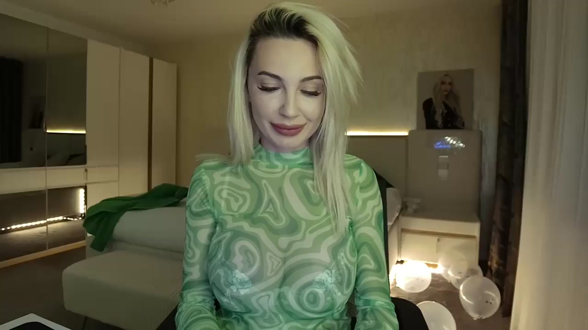 Gallery image thumbnail from BlondeIsBack's myfreecams stream on, 05/02/2025, 23:34 image 14 of 20