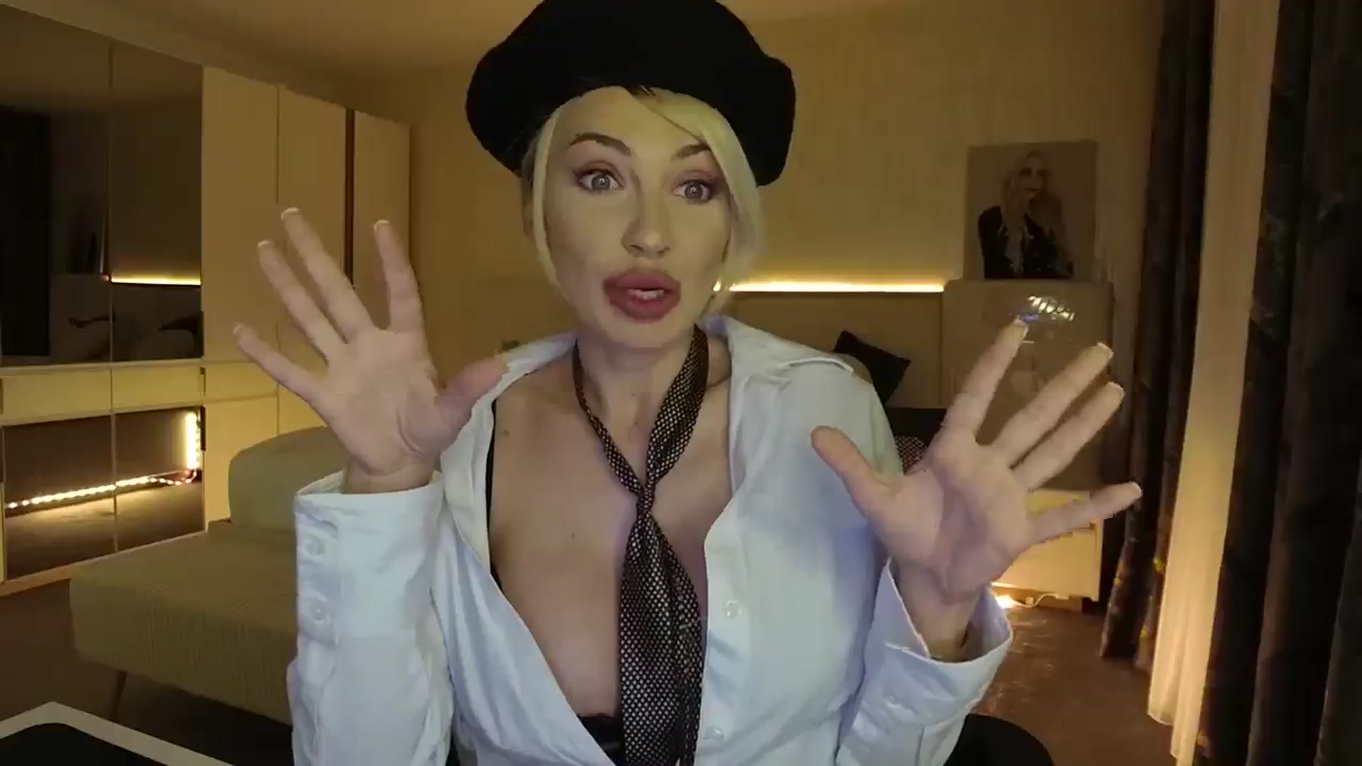 Gallery image thumbnail from BlondeIsBack's myfreecams stream on, 05/17/2025, 22:27 image 2 of 20
