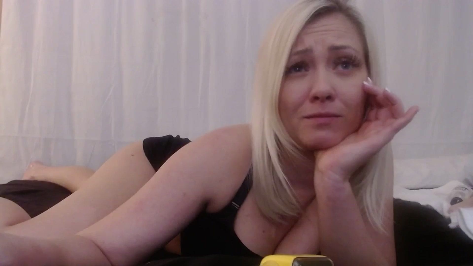 Gallery image thumbnail from BlondeSlut's myfreecams stream on, 08/13/2024, 09:21 image 8 of 20