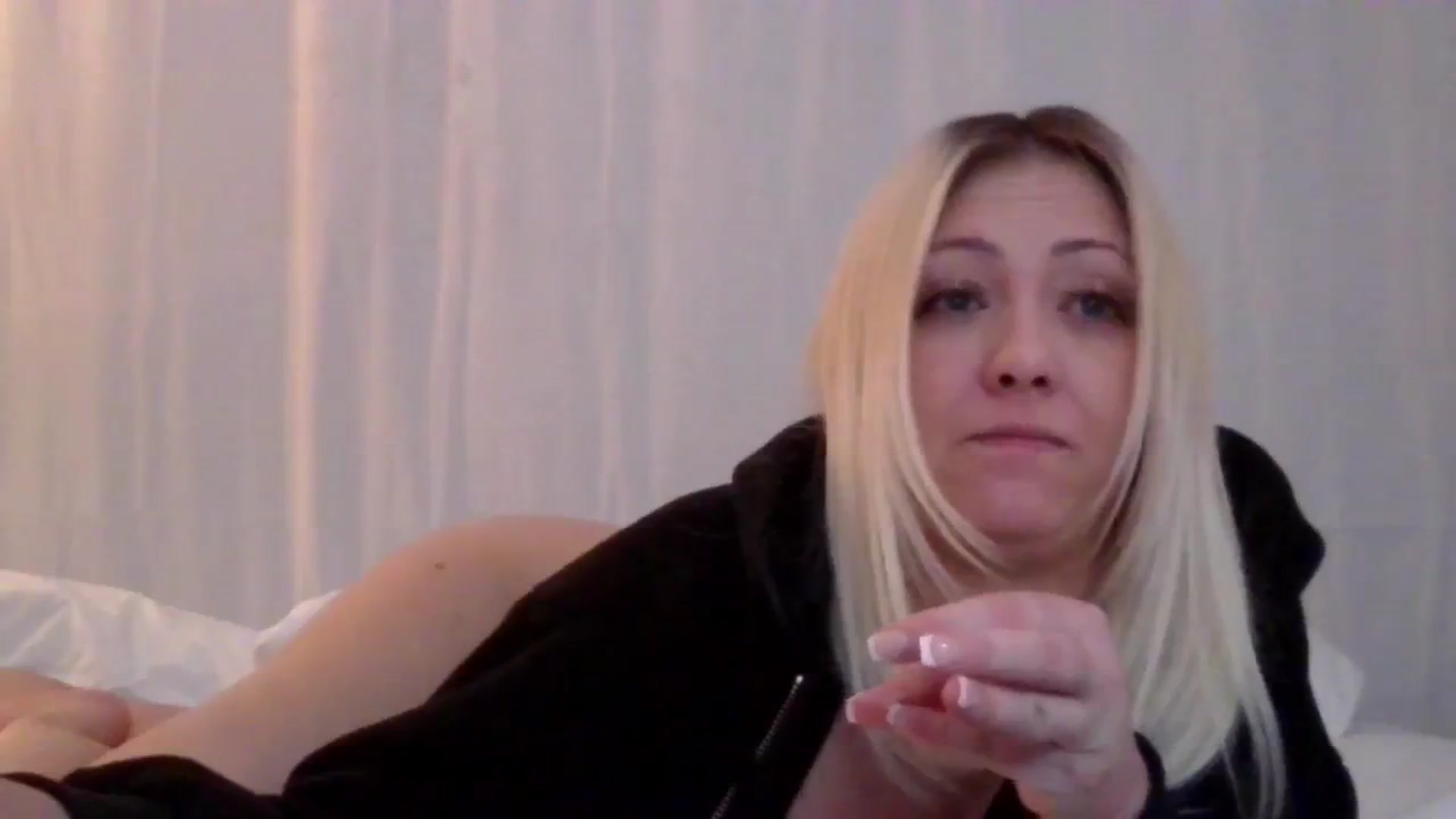 Gallery image thumbnail from BlondeSlut's myfreecams stream on, 10/10/2024, 09:58 image 20 of 20