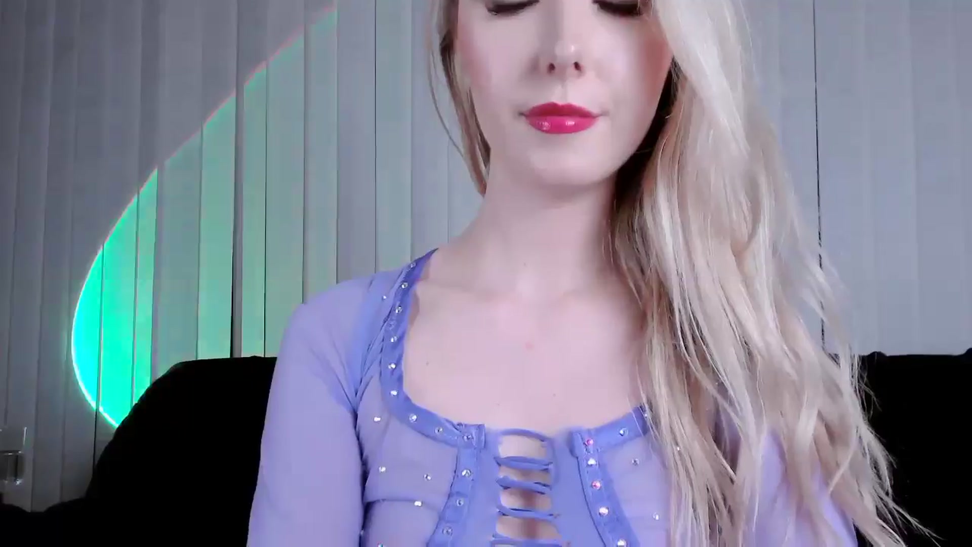Gallery image thumbnail from BlondeVixen's myfreecams stream on, 10/15/2024, 07:29 image 9 of 20