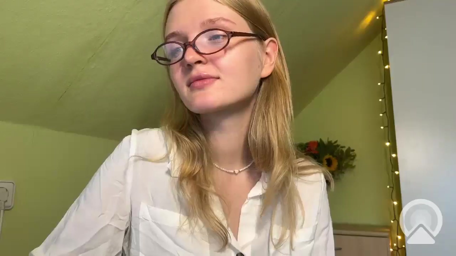Gallery image thumbnail from BlondeVixen_A's myfreecams stream on, 07/26/2025, 08:25 image 13 of 20