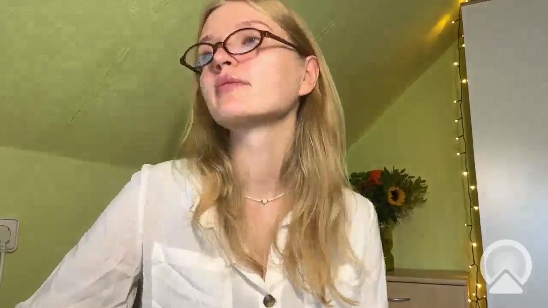 Gallery image thumbnail from BlondeVixen_A's myfreecams stream on, 07/26/2025, 08:25 image 8 of 20