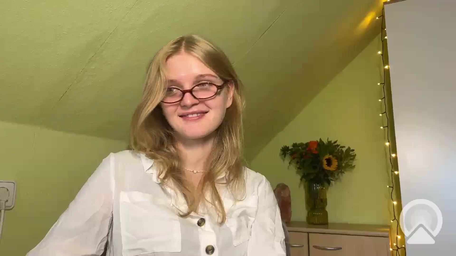 Gallery image thumbnail from BlondeVixen_A's myfreecams stream on, 07/26/2025, 08:25 image 4 of 20