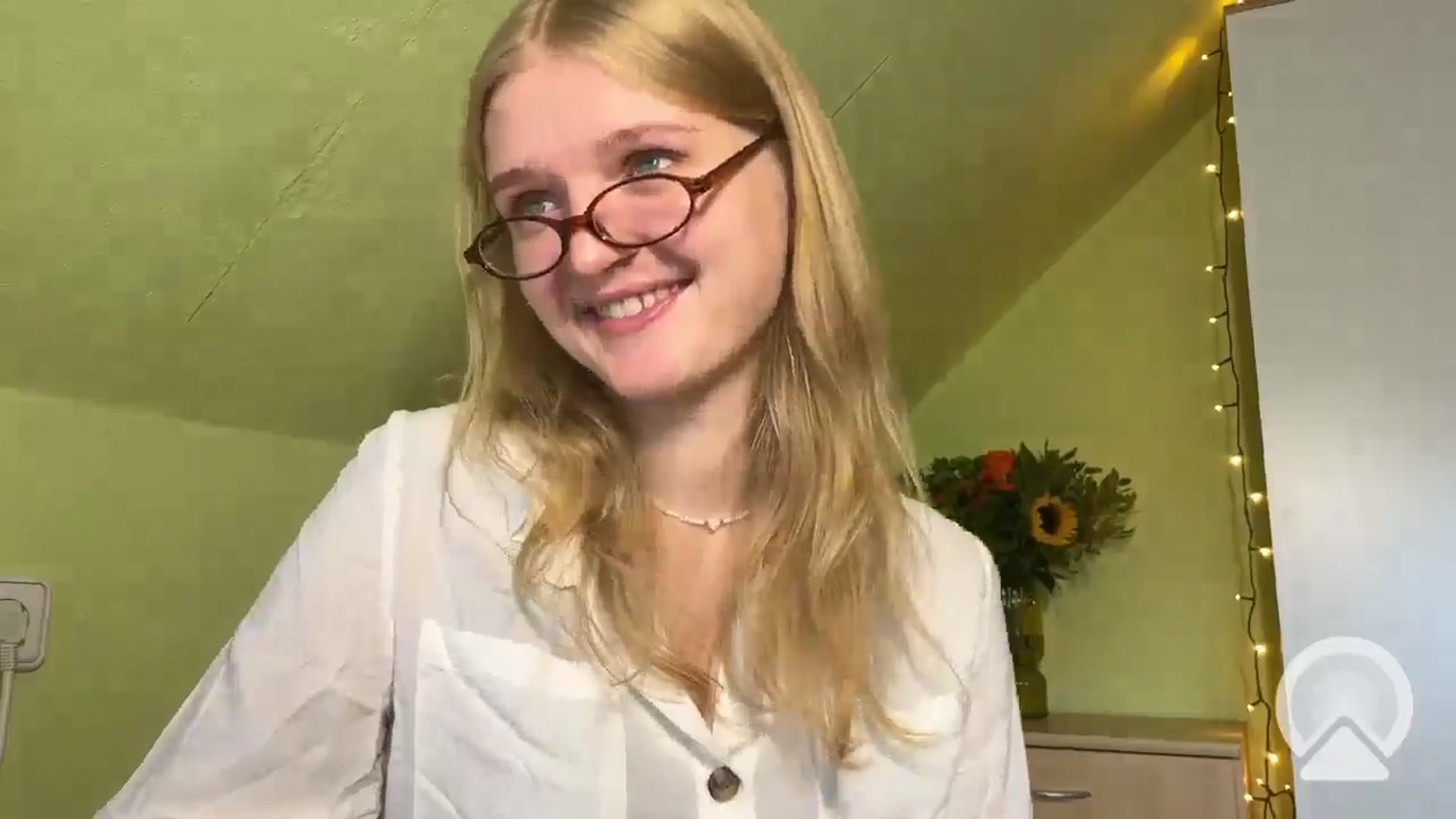 Gallery image thumbnail from BlondeVixen_A's myfreecams stream on, 07/26/2025, 08:25 image 9 of 20