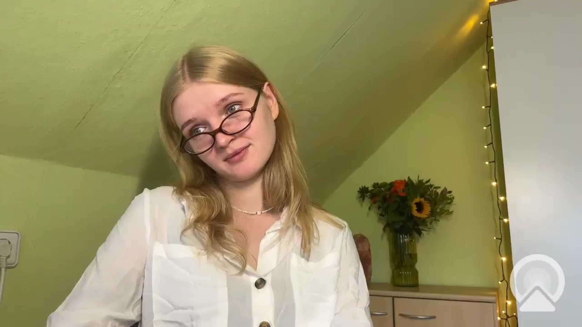 Gallery image thumbnail from BlondeVixen_A's myfreecams stream on, 07/26/2025, 08:25 image 14 of 20