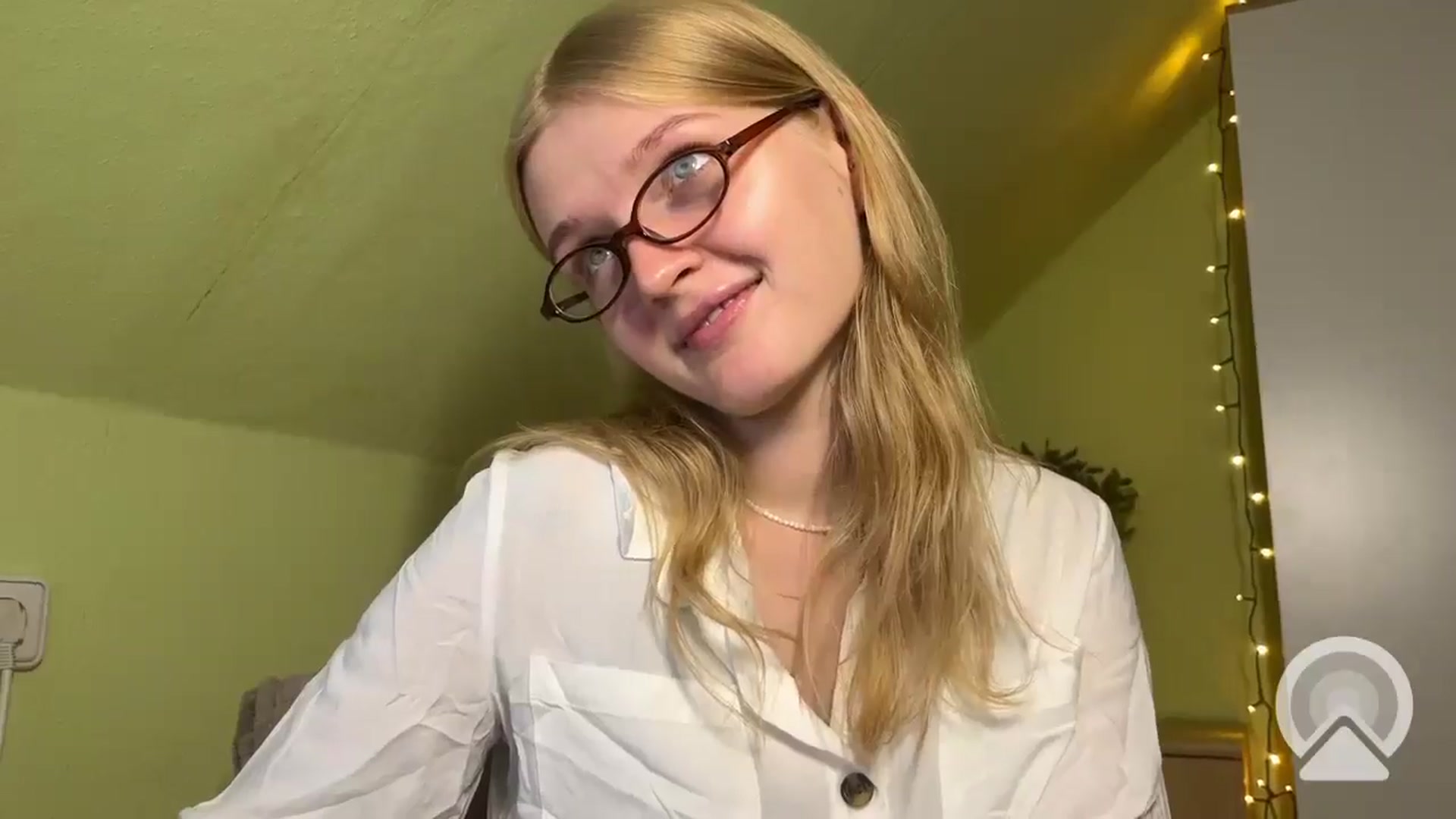 Gallery image thumbnail from BlondeVixen_A's myfreecams stream on, 07/26/2025, 09:29 image 7 of 20