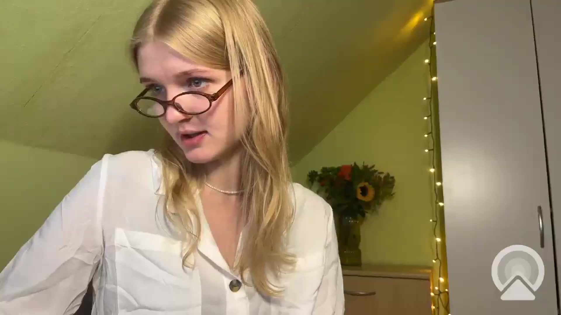 Gallery image thumbnail from BlondeVixen_A's myfreecams stream on, 07/26/2025, 10:23 image 10 of 20