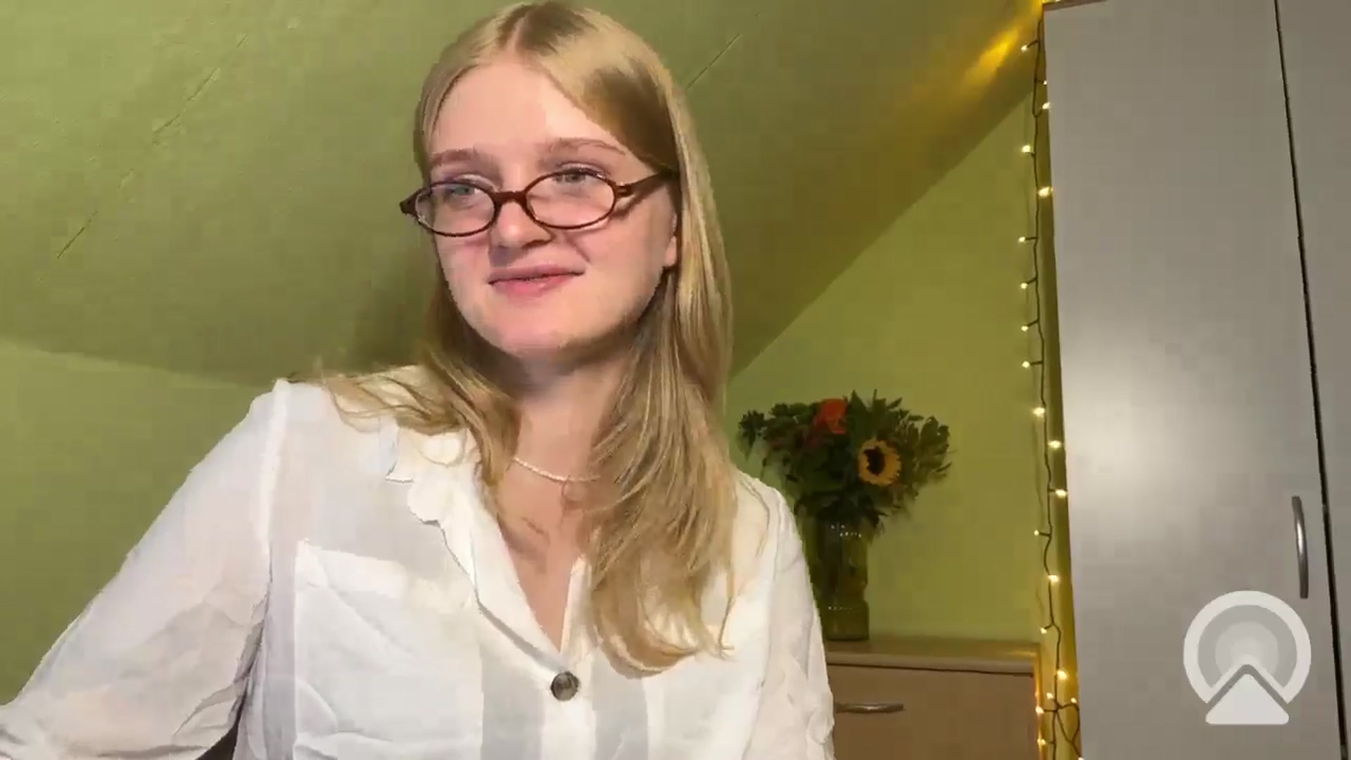 Gallery image thumbnail from BlondeVixen_A's myfreecams stream on, 07/26/2025, 10:23 image 18 of 20