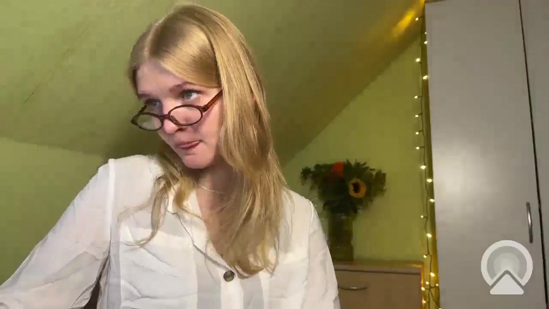 Gallery image thumbnail from BlondeVixen_A's myfreecams stream on, 07/26/2025, 10:23 image 19 of 20
