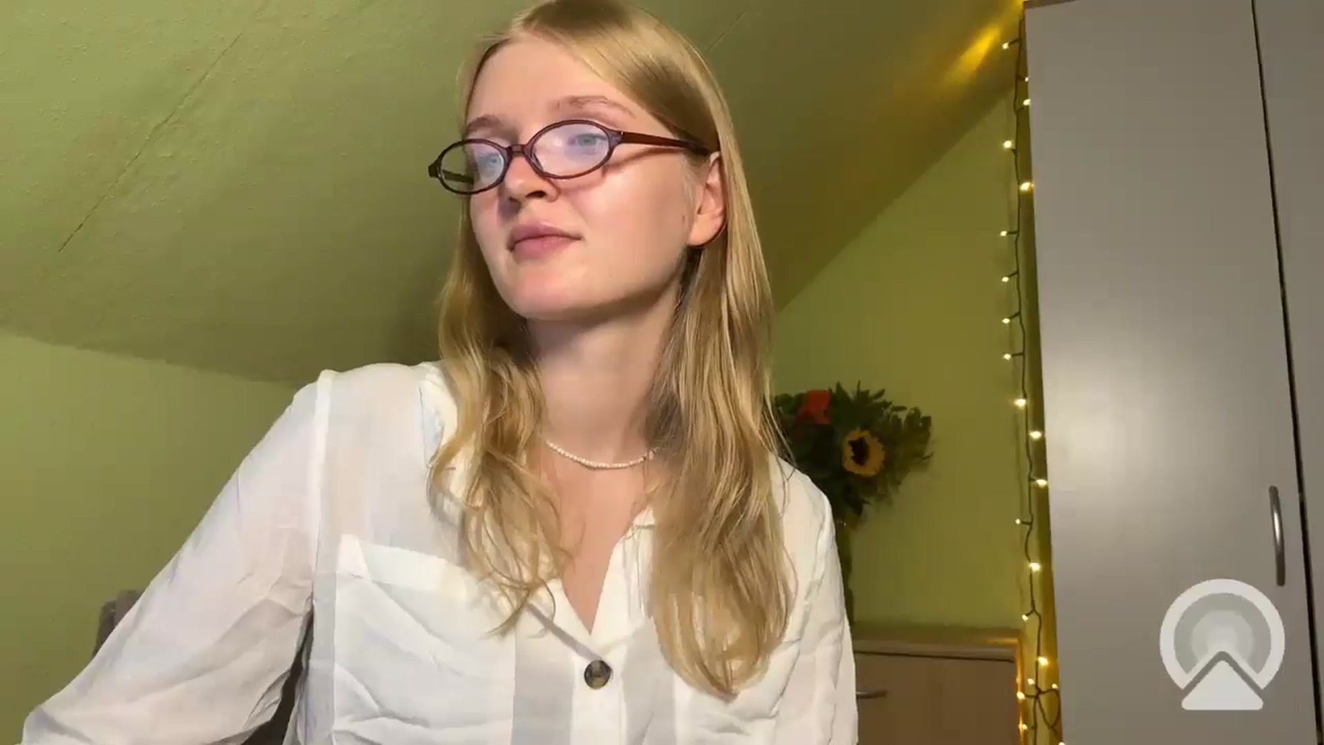 Gallery image thumbnail from BlondeVixen_A's myfreecams stream on, 07/26/2025, 10:46 image 16 of 20