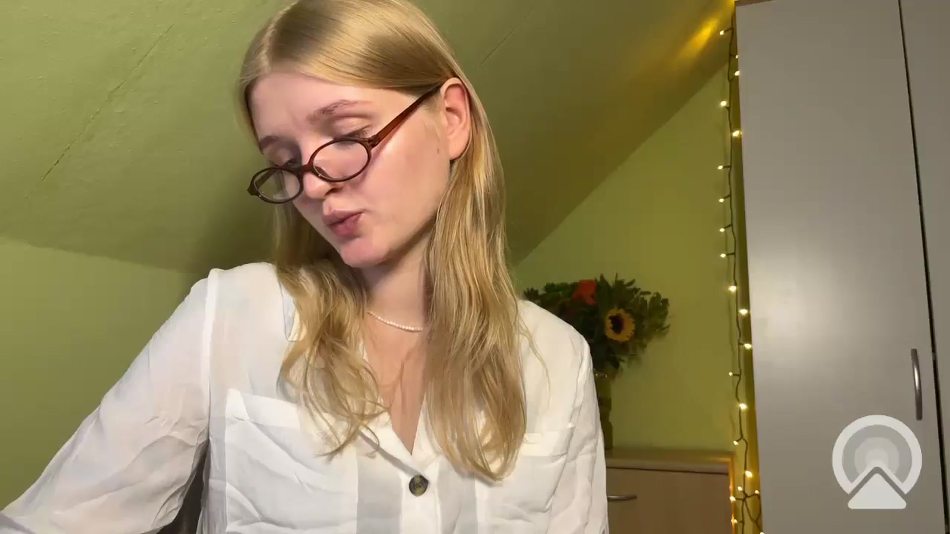 Gallery image thumbnail from BlondeVixen_A's myfreecams stream on, 07/26/2025, 10:46 image 14 of 20