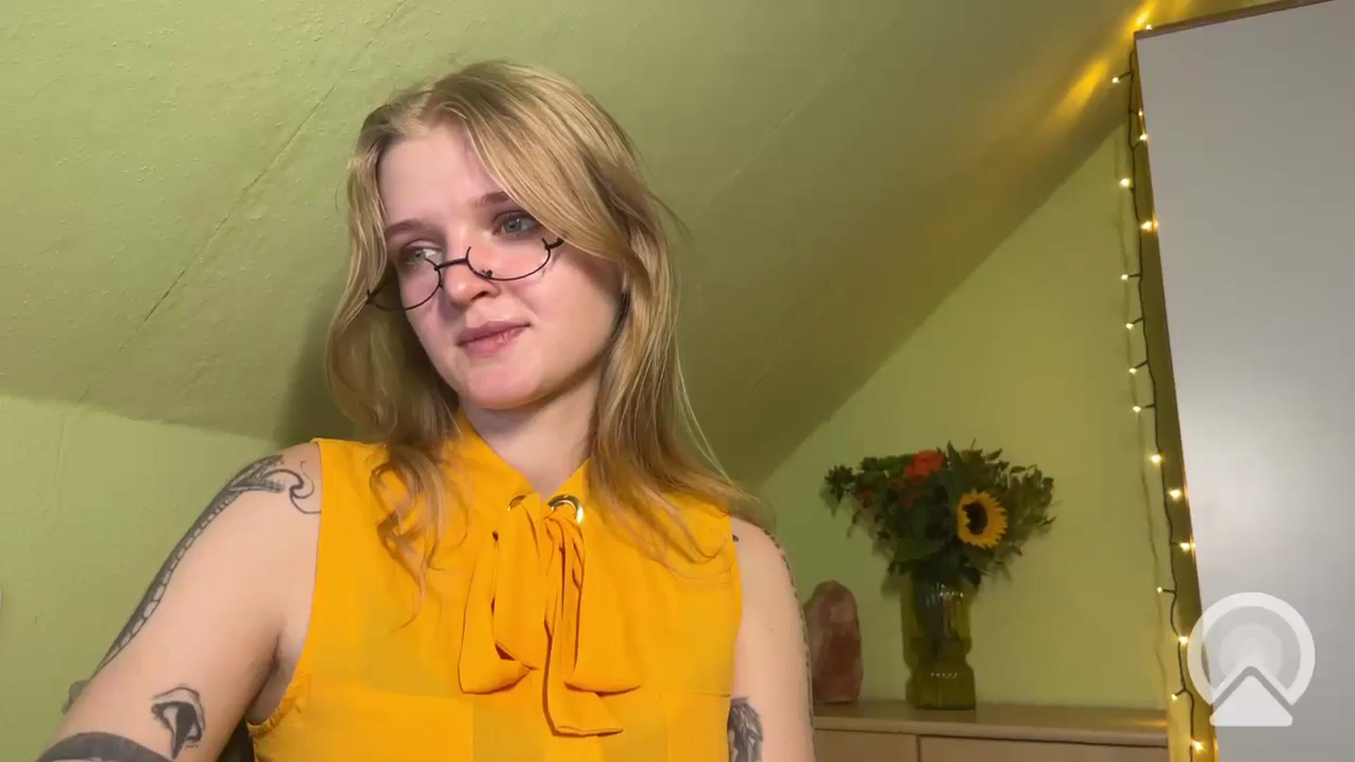 Gallery image thumbnail from BlondeVixen_A's myfreecams stream on, 07/27/2025, 10:18 image 19 of 20