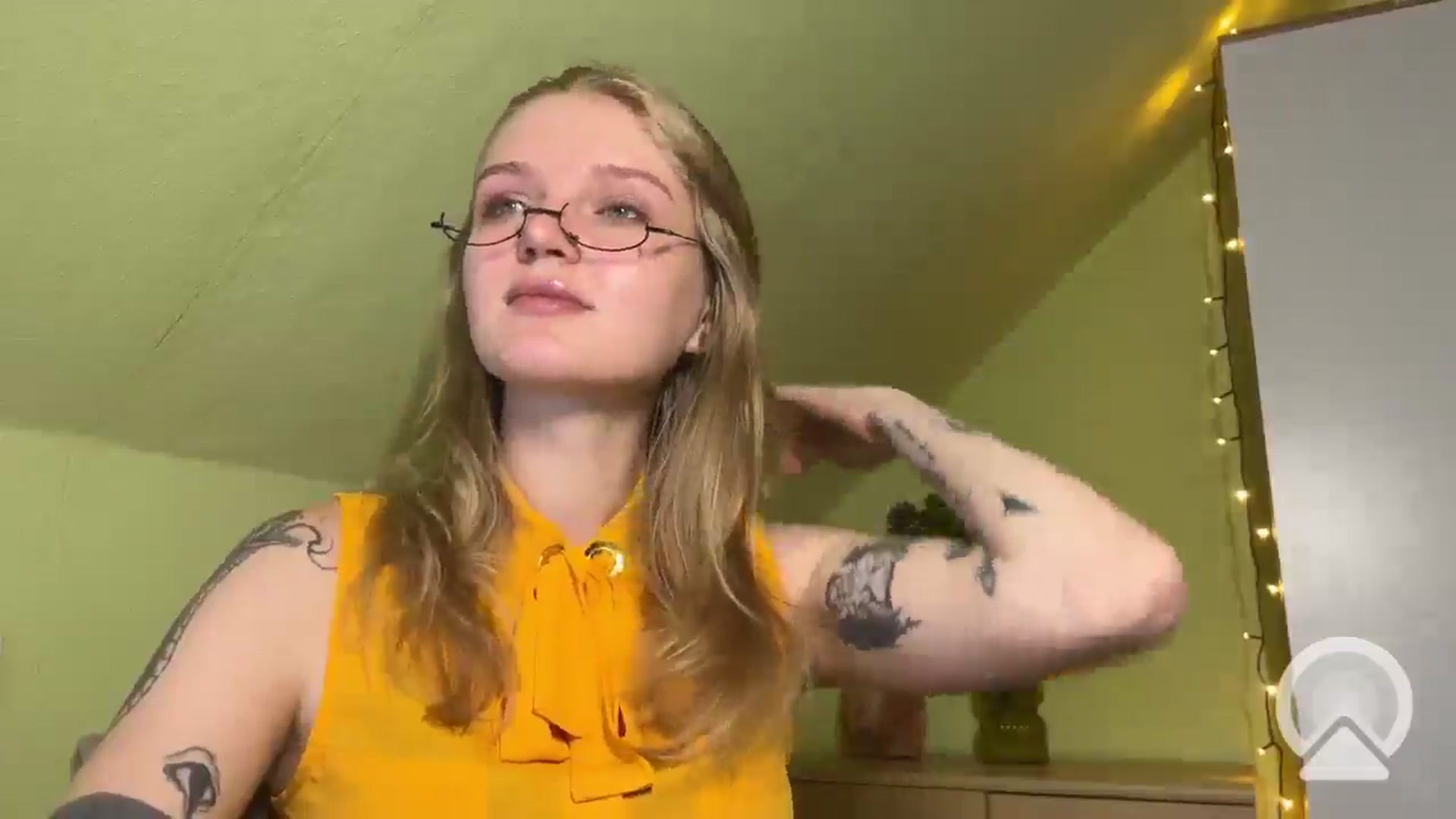 Gallery image thumbnail from BlondeVixen_A's myfreecams stream on, 07/27/2025, 10:18 image 3 of 20