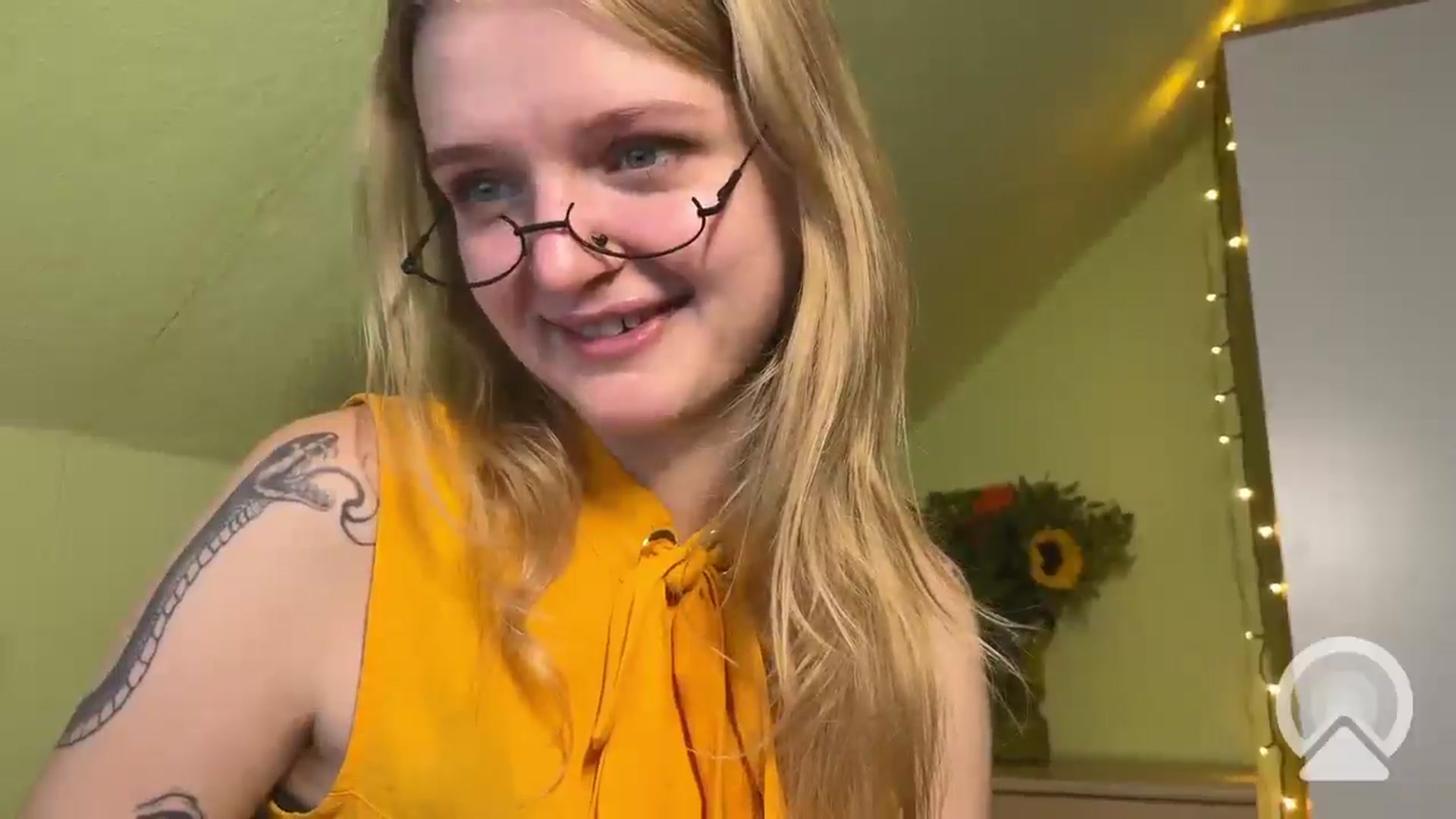 Gallery image thumbnail from BlondeVixen_A's myfreecams stream on, 07/27/2025, 10:49 image 8 of 20