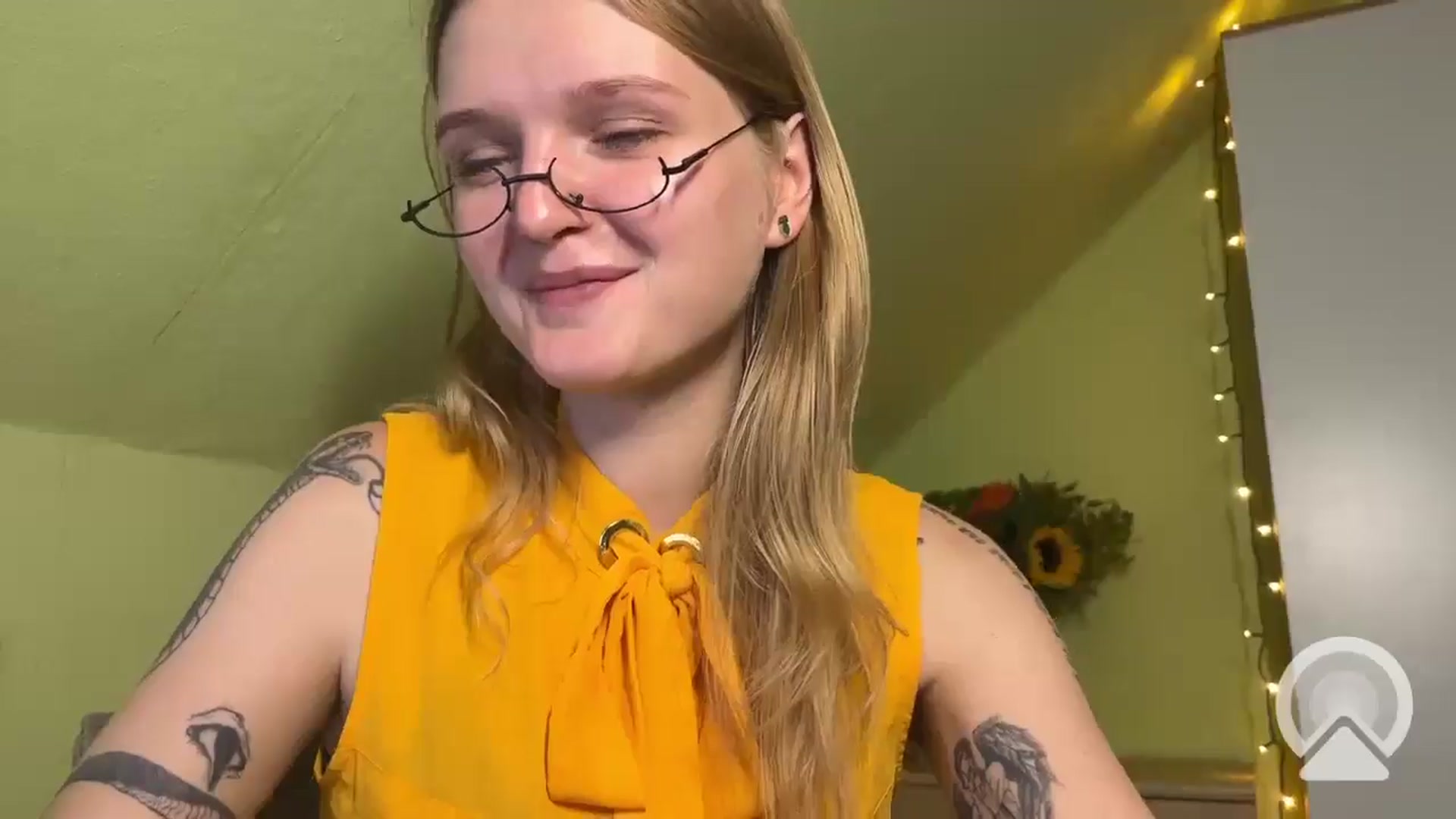 Gallery image thumbnail from BlondeVixen_A's myfreecams stream on, 07/27/2025, 12:14 image 18 of 20