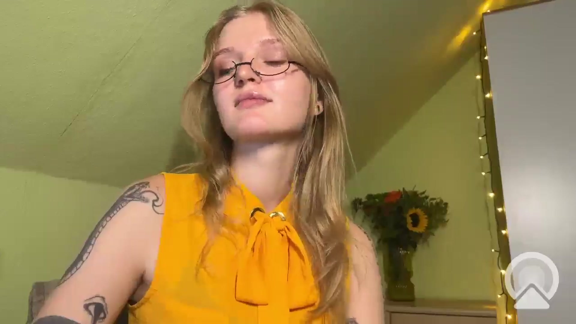 Gallery image thumbnail from BlondeVixen_A's myfreecams stream on, 07/27/2025, 12:14 image 8 of 20