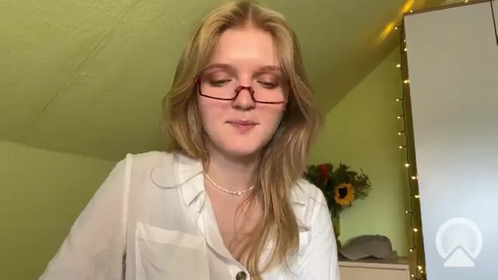 Gallery image thumbnail from BlondeVixen_A's myfreecams stream on, 08/01/2025, 15:46 image 16 of 20