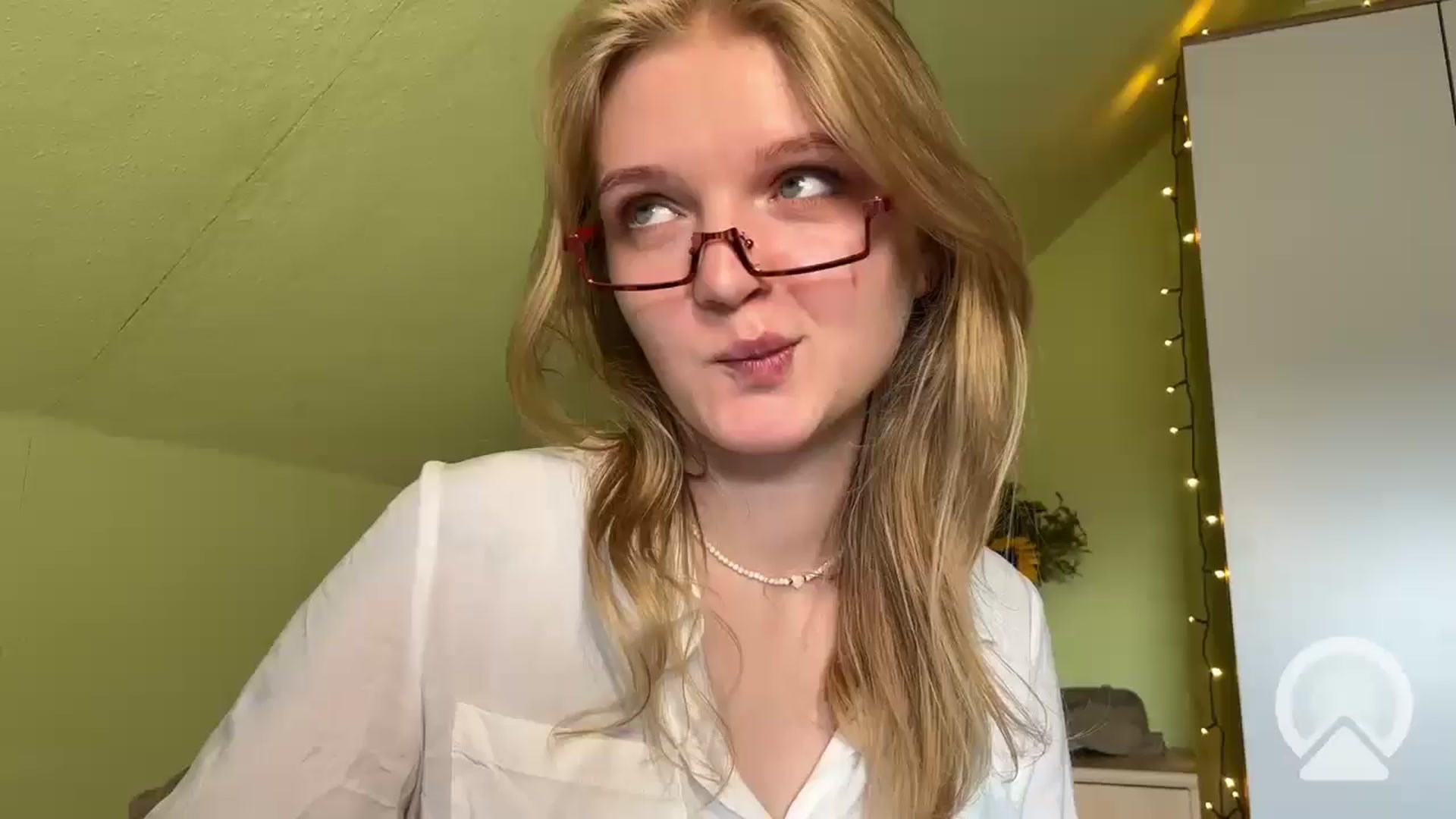 Gallery image thumbnail from BlondeVixen_A's myfreecams stream on, 08/01/2025, 17:00 image 18 of 20