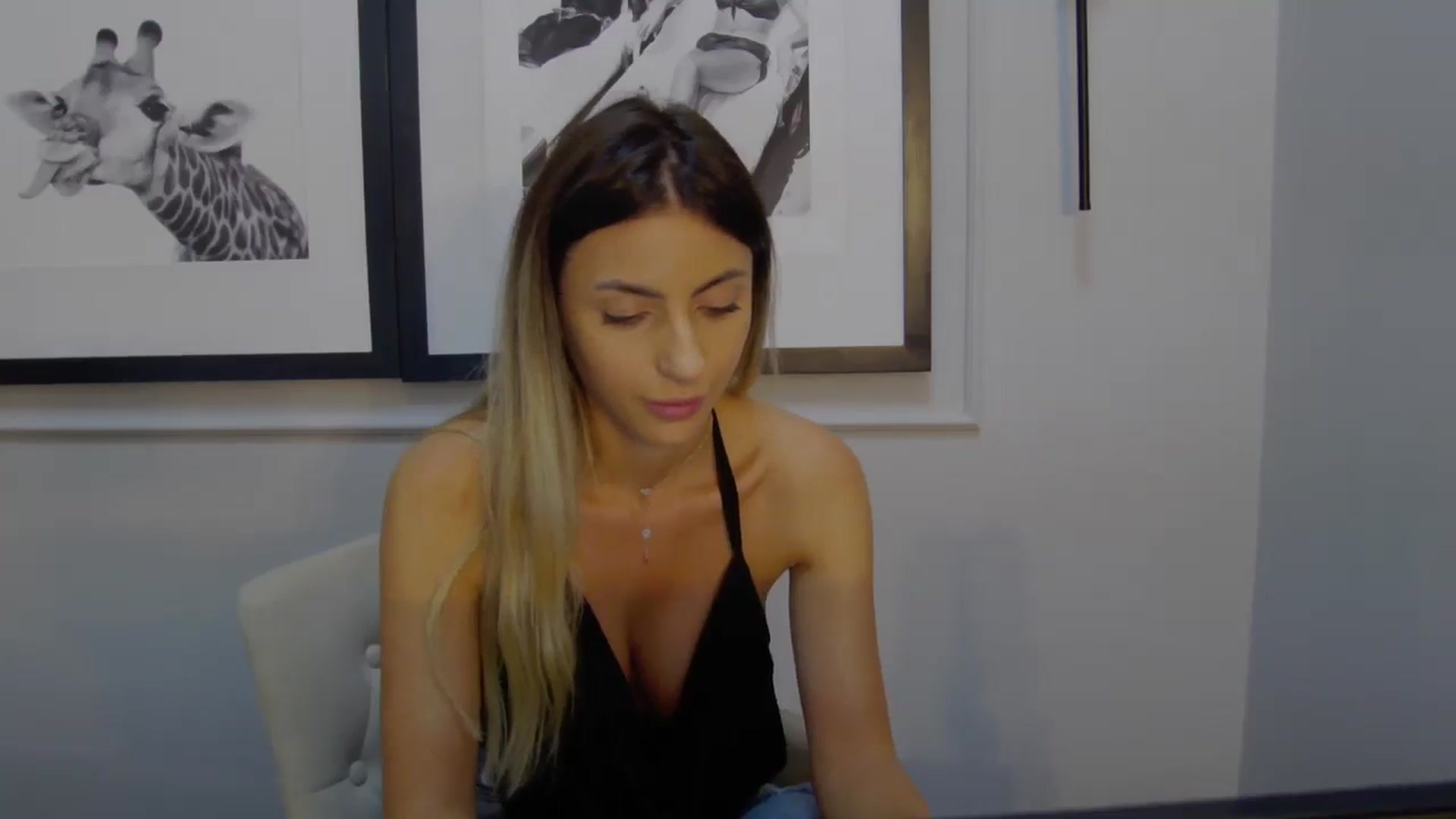 Gallery image thumbnail from Blonde_Ashley's myfreecams stream on, 09/24/2025, 13:43 image 4 of 20