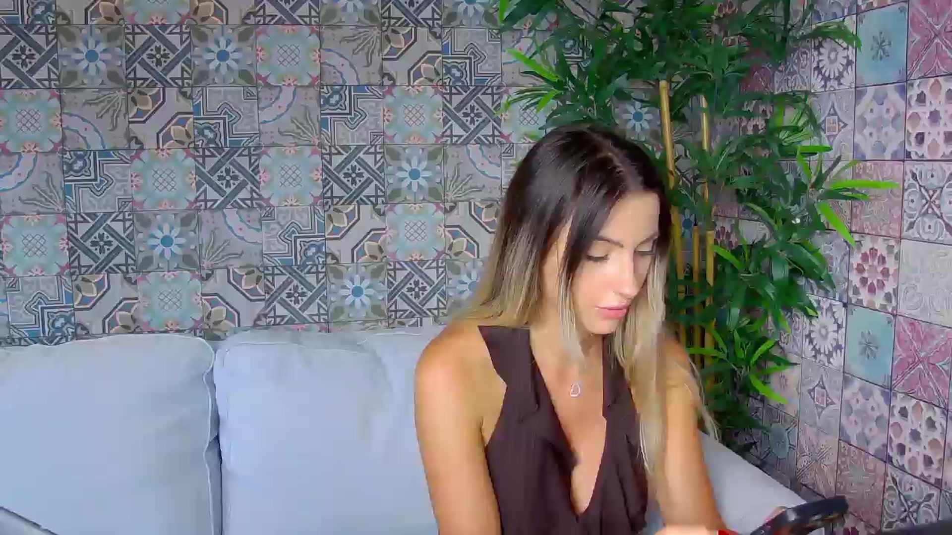 Gallery image thumbnail from Blonde_Ashley's myfreecams stream on, 10/14/2025, 15:36 image 13 of 20