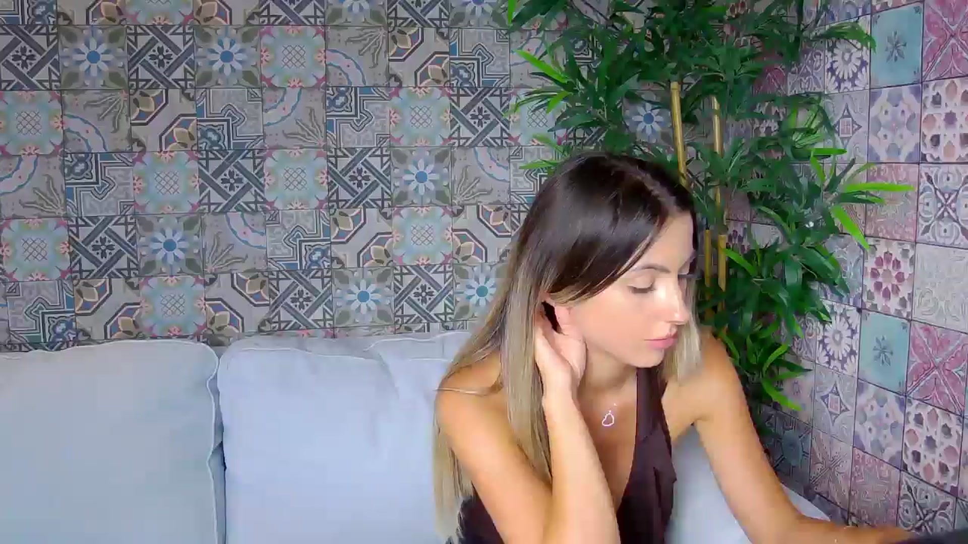 Gallery image thumbnail from Blonde_Ashley's myfreecams stream on, 10/14/2025, 15:36 image 18 of 20