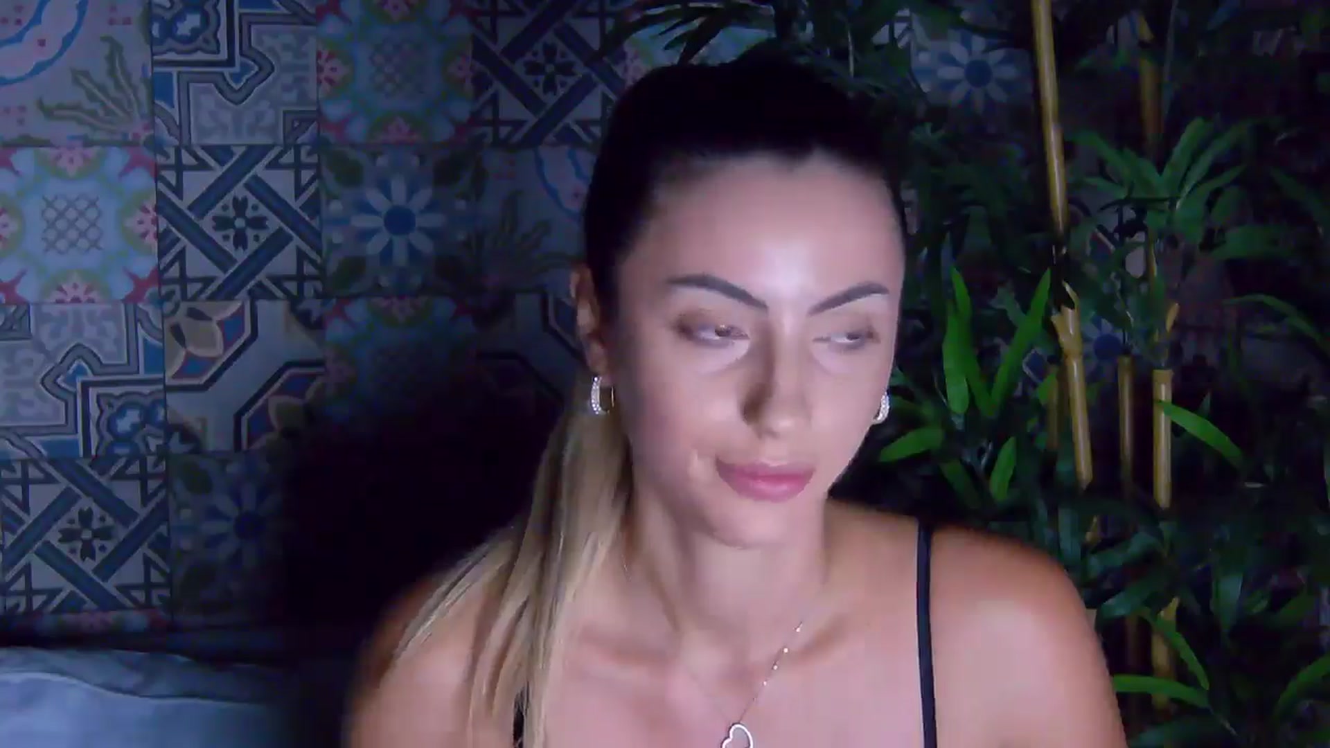 Gallery image thumbnail from Blonde_Ashley's myfreecams stream on, 10/24/2025, 16:46 image 4 of 20