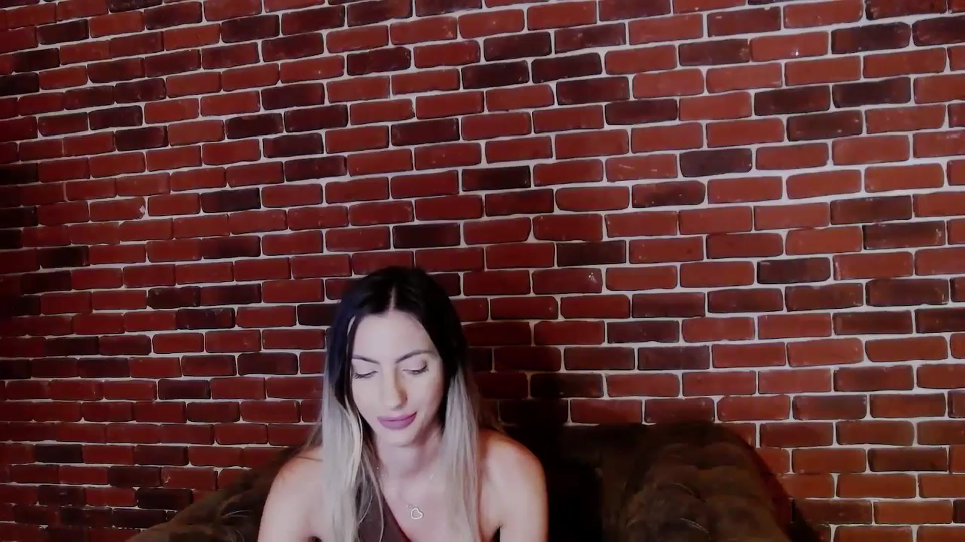 Gallery image thumbnail from Blonde_Ashley's myfreecams stream on, 11/10/2025, 19:45 image 7 of 20