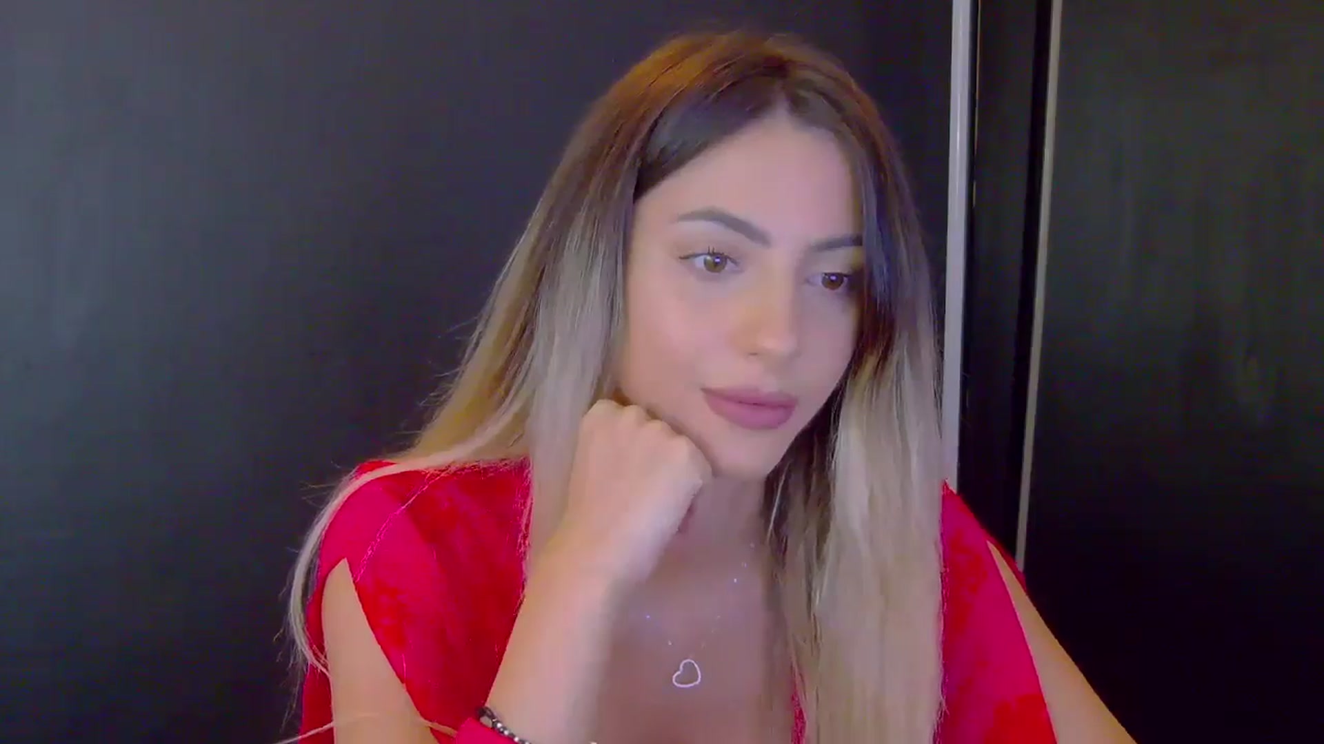 Gallery image thumbnail from Blonde_Ashley's myfreecams stream on, 11/12/2025, 19:05 image 11 of 20