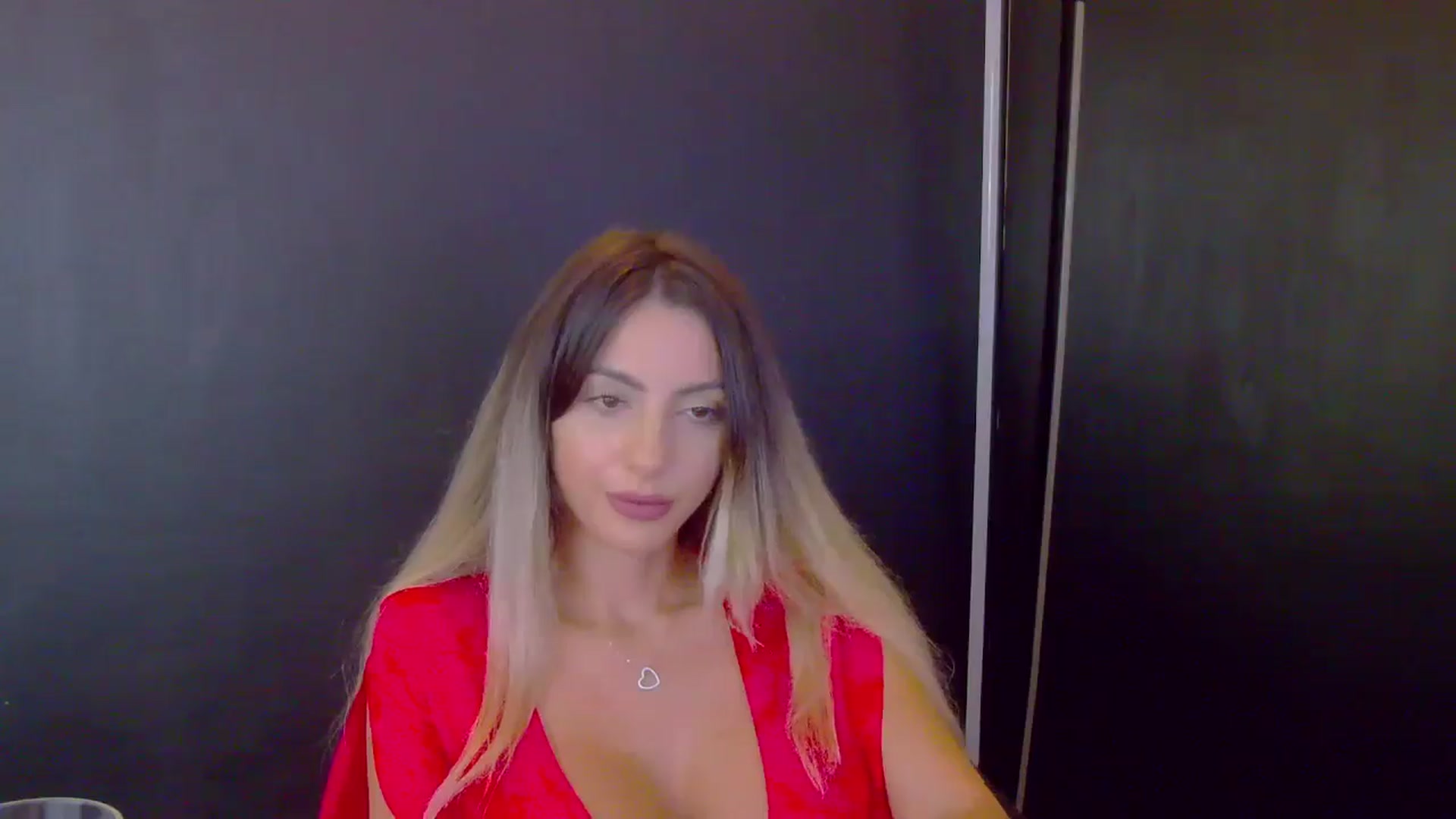 Gallery image thumbnail from Blonde_Ashley's myfreecams stream on, 11/12/2025, 19:05 image 6 of 20