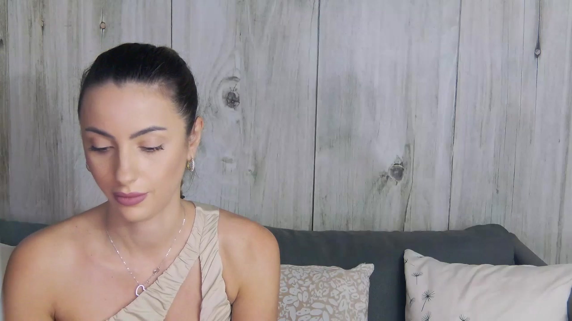 Gallery image thumbnail from Blonde_Ashley's myfreecams stream on, 11/14/2025, 12:31 image 10 of 20