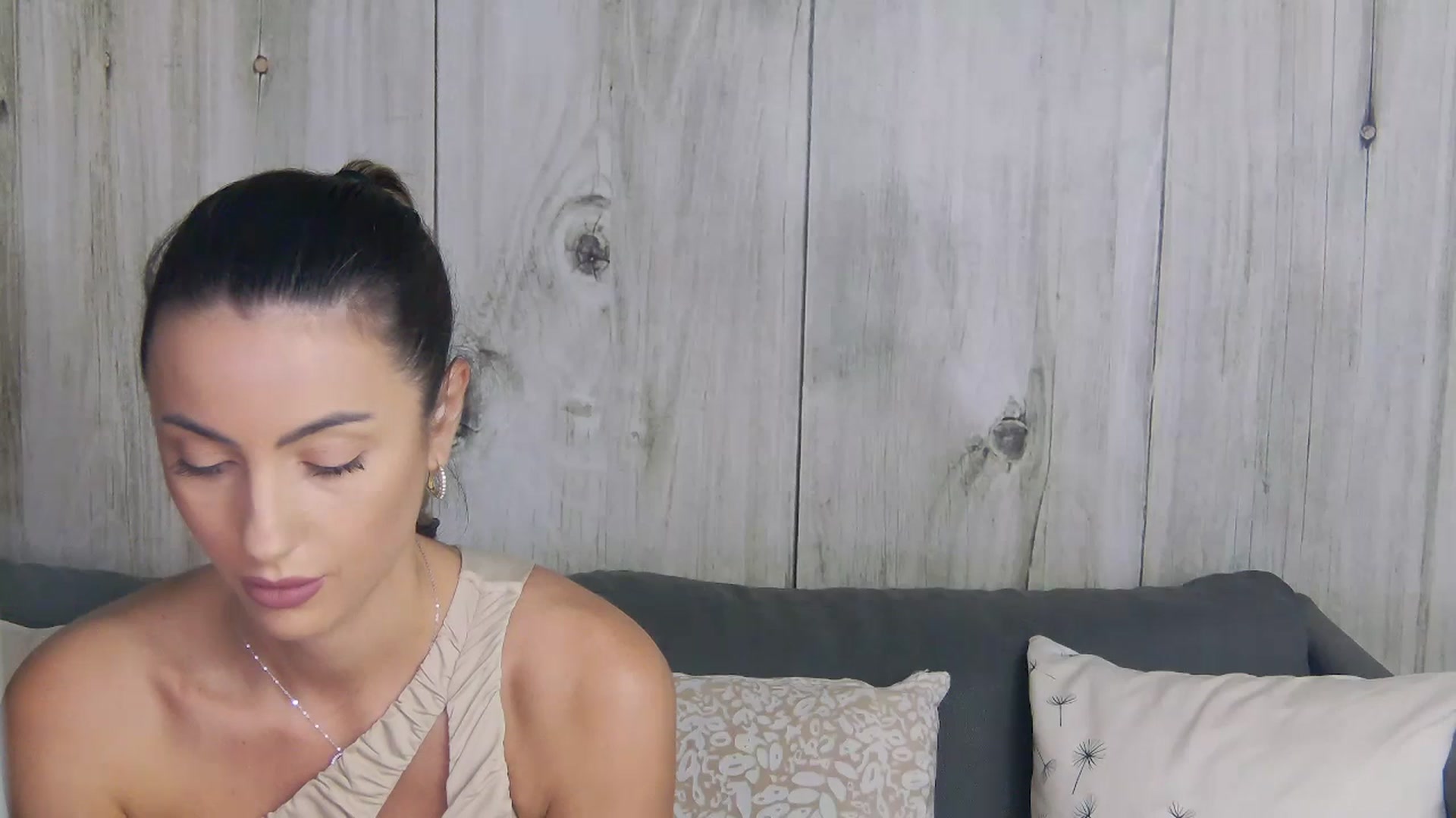 Gallery image thumbnail from Blonde_Ashley's myfreecams stream on, 11/14/2025, 12:49 image 14 of 20