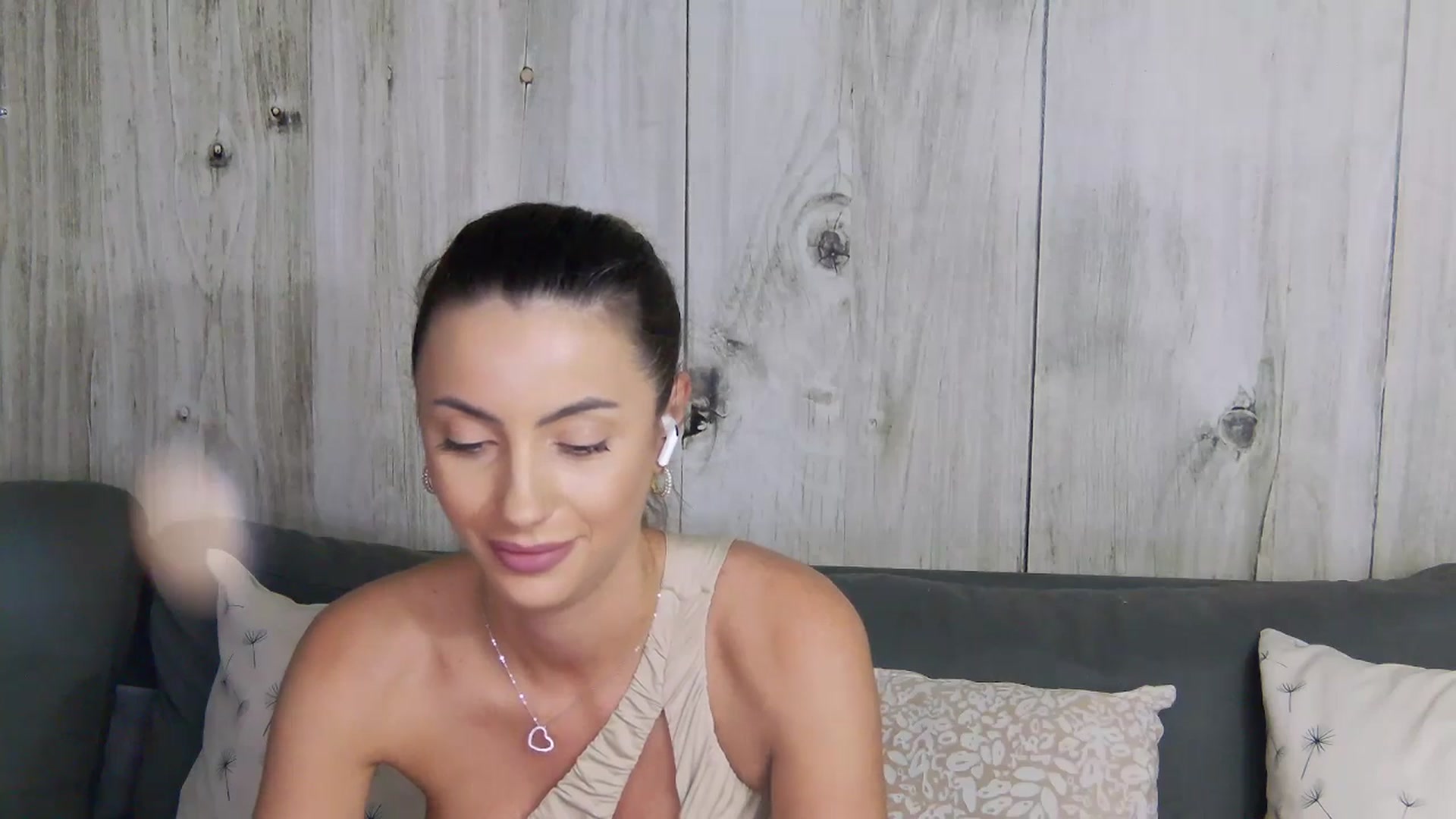 Gallery image thumbnail from Blonde_Ashley's myfreecams stream on, 11/14/2025, 18:09 image 5 of 20
