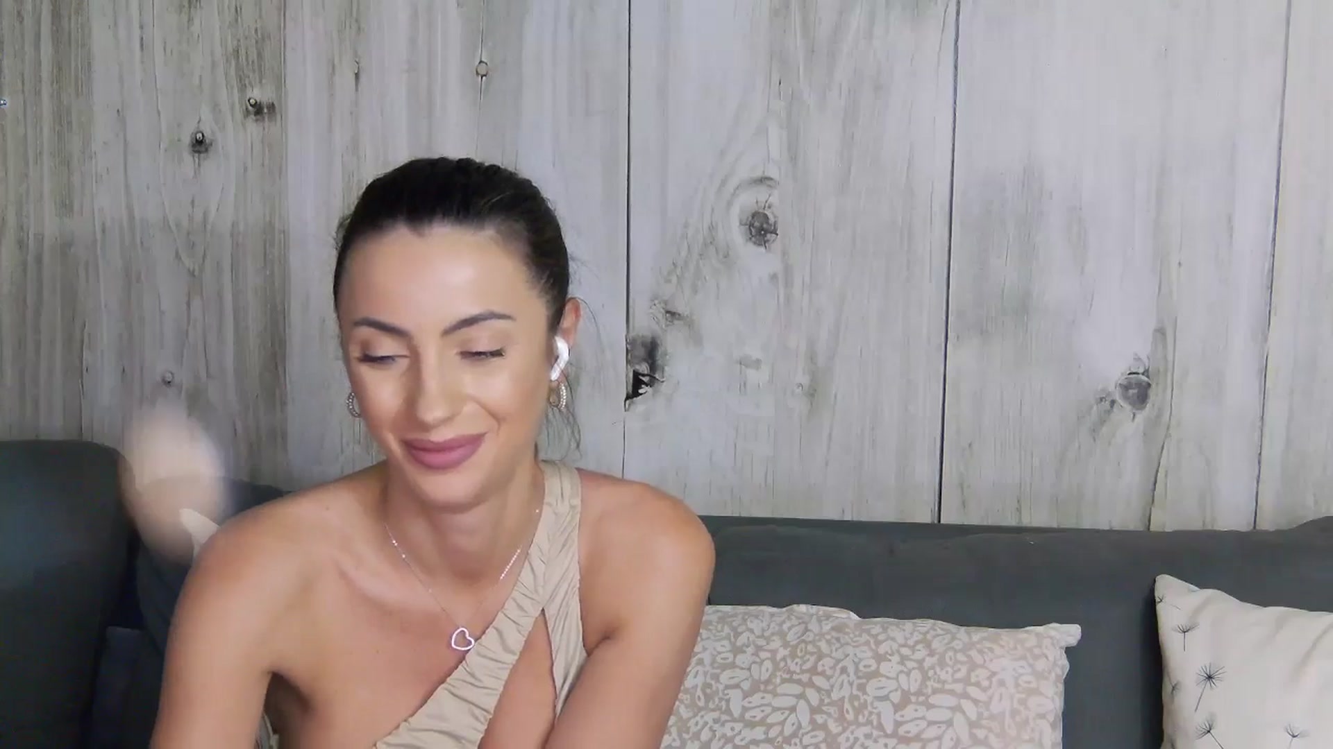Gallery image thumbnail from Blonde_Ashley's myfreecams stream on, 11/14/2025, 18:09 image 19 of 20