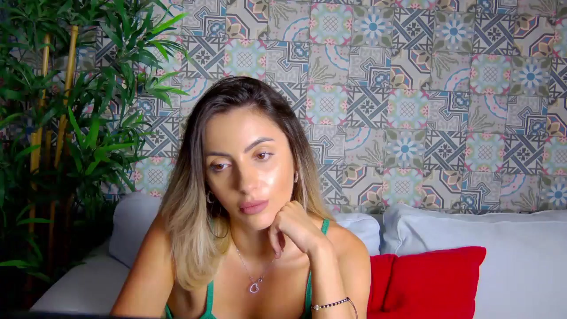 Gallery image thumbnail from Blonde_Ashley's myfreecams stream on, 11/17/2025, 16:55 image 4 of 20