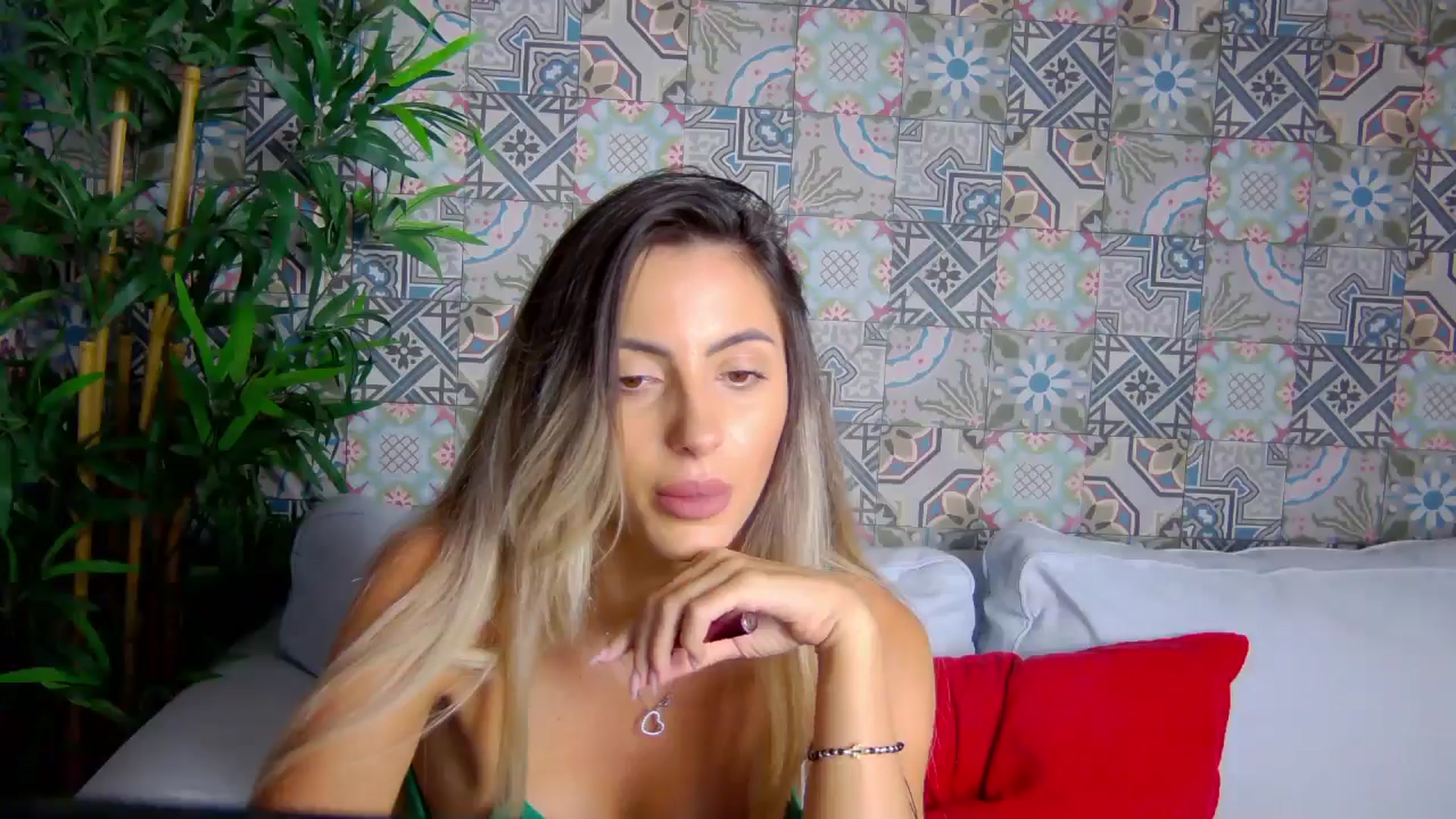 Gallery image thumbnail from Blonde_Ashley's myfreecams stream on, 11/17/2025, 16:55 image 6 of 20