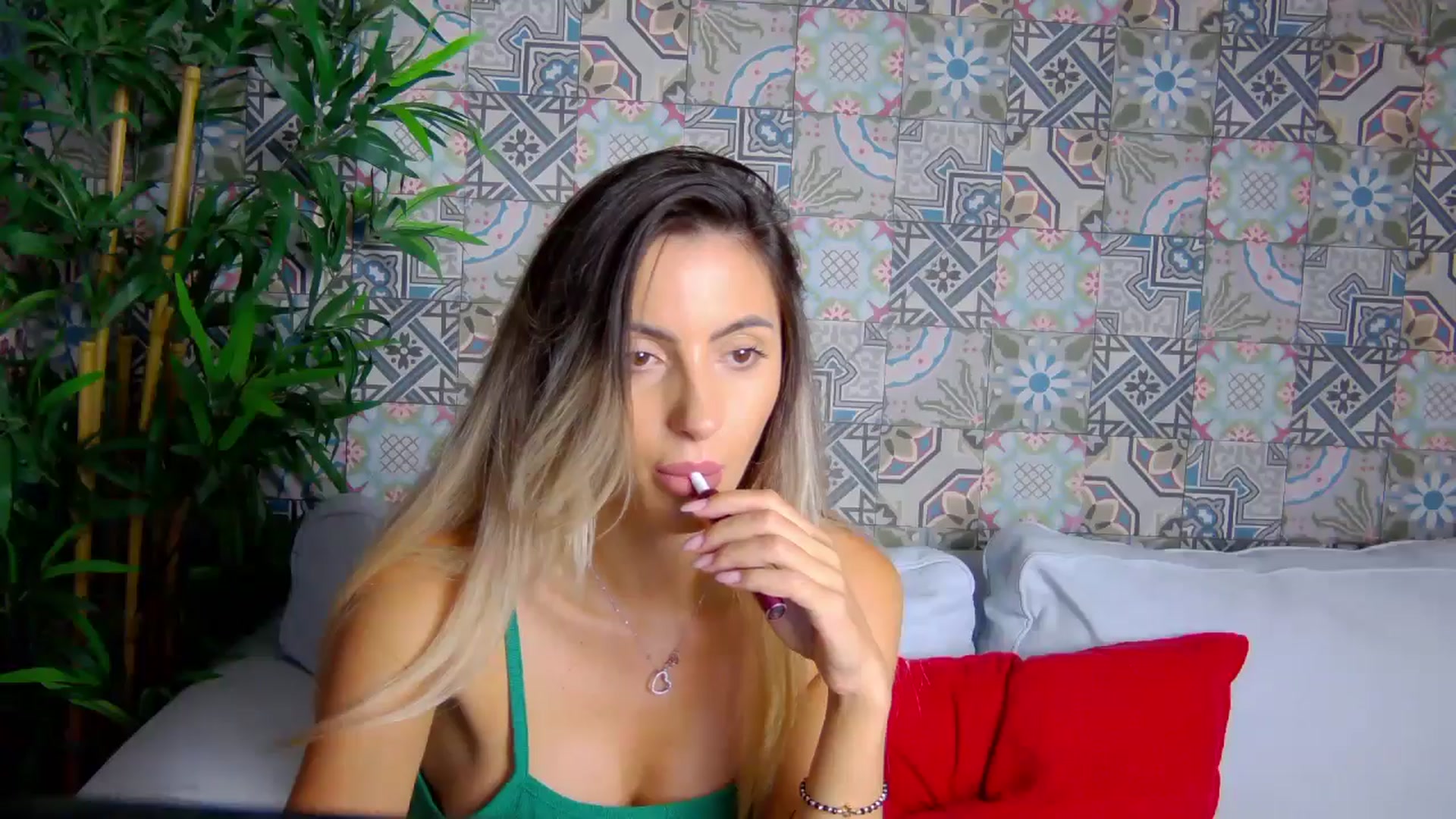 Gallery image thumbnail from Blonde_Ashley's myfreecams stream on, 11/17/2025, 16:55 image 5 of 20