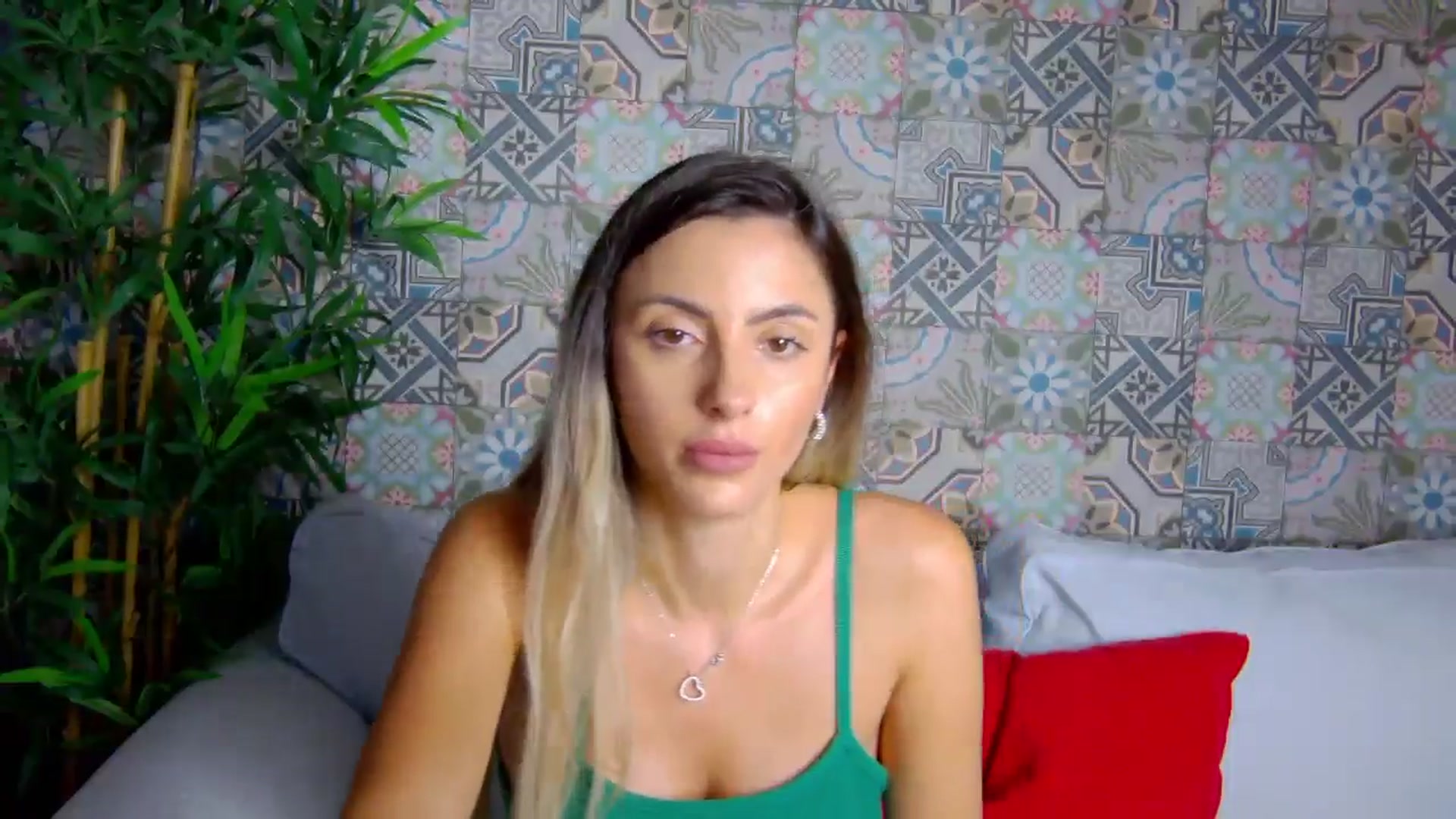 Gallery image thumbnail from Blonde_Ashley's myfreecams stream on, 11/17/2025, 18:02 image 2 of 20