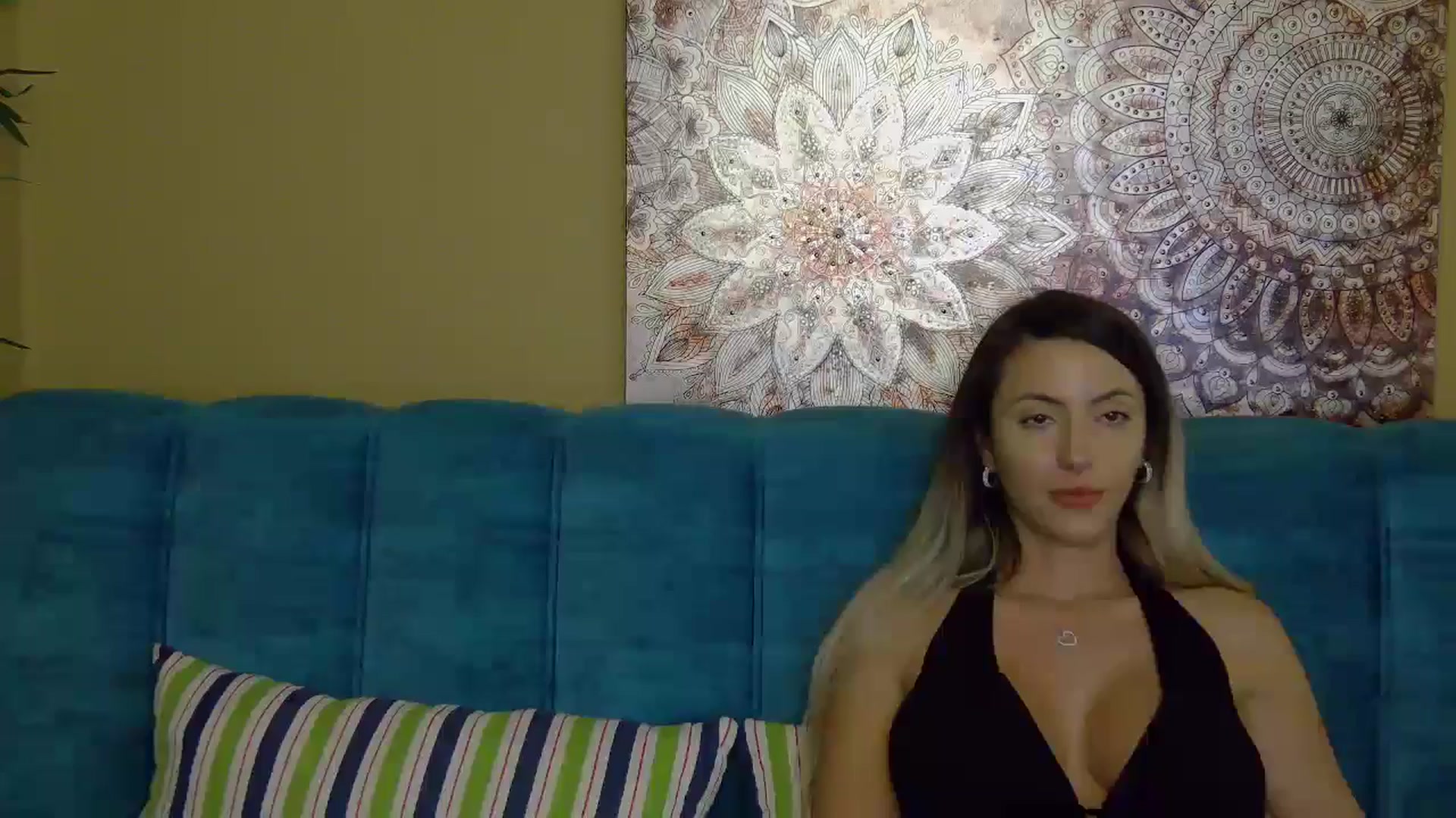 Gallery image thumbnail from Blonde_Ashley's myfreecams stream on, 11/24/2025, 19:01 image 13 of 20