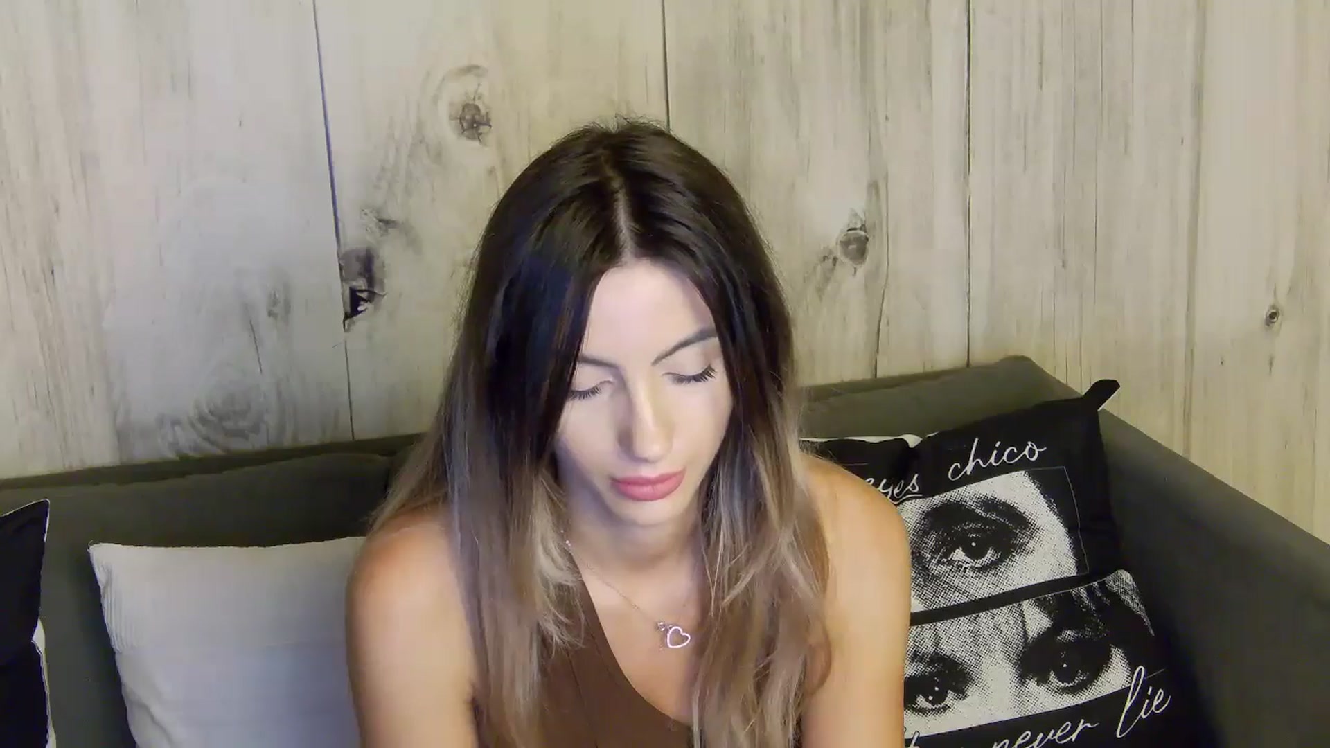 Gallery image thumbnail from Blonde_Ashley's myfreecams stream on, 12/10/2025, 17:28 image 4 of 20