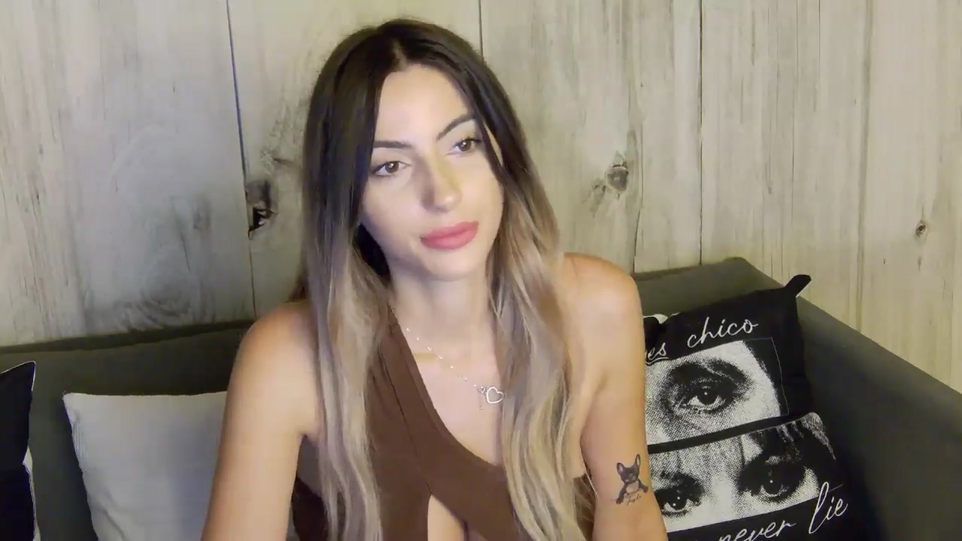Gallery image thumbnail from Blonde_Ashley's myfreecams stream on, 12/10/2025, 17:28 image 3 of 20