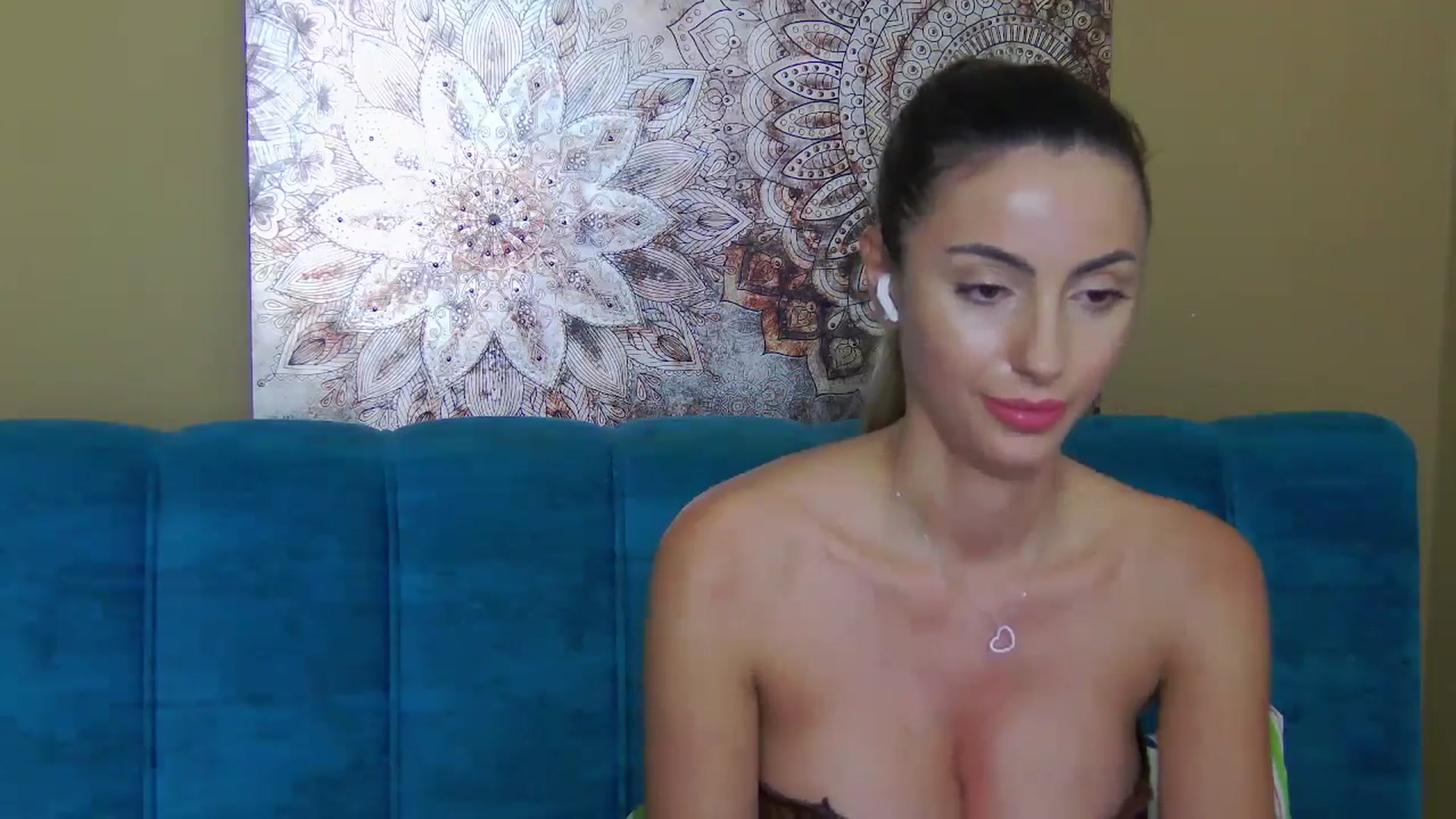Gallery image thumbnail from Blonde_Ashley's myfreecams stream on, 12/11/2025, 22:07 image 19 of 20