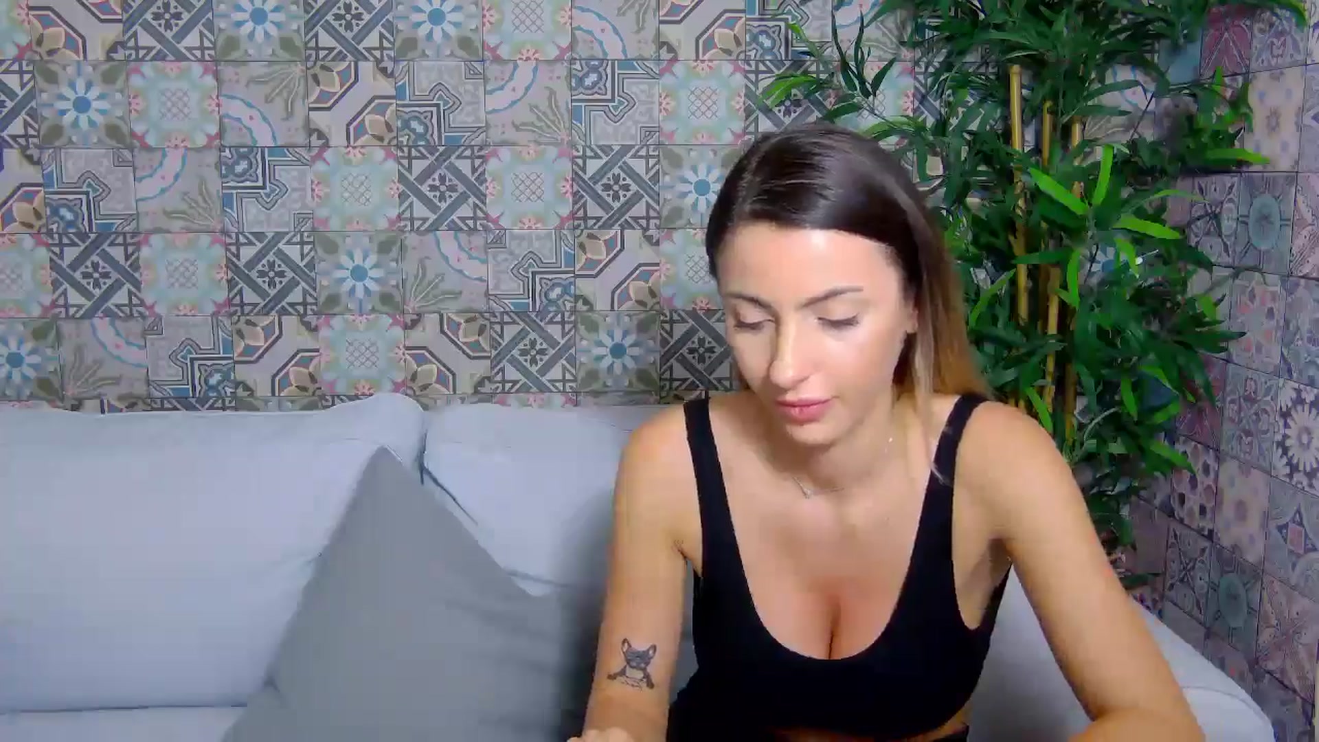 Gallery image thumbnail from Blonde_Ashley's myfreecams stream on, 01/12/2026, 18:32 image 7 of 20