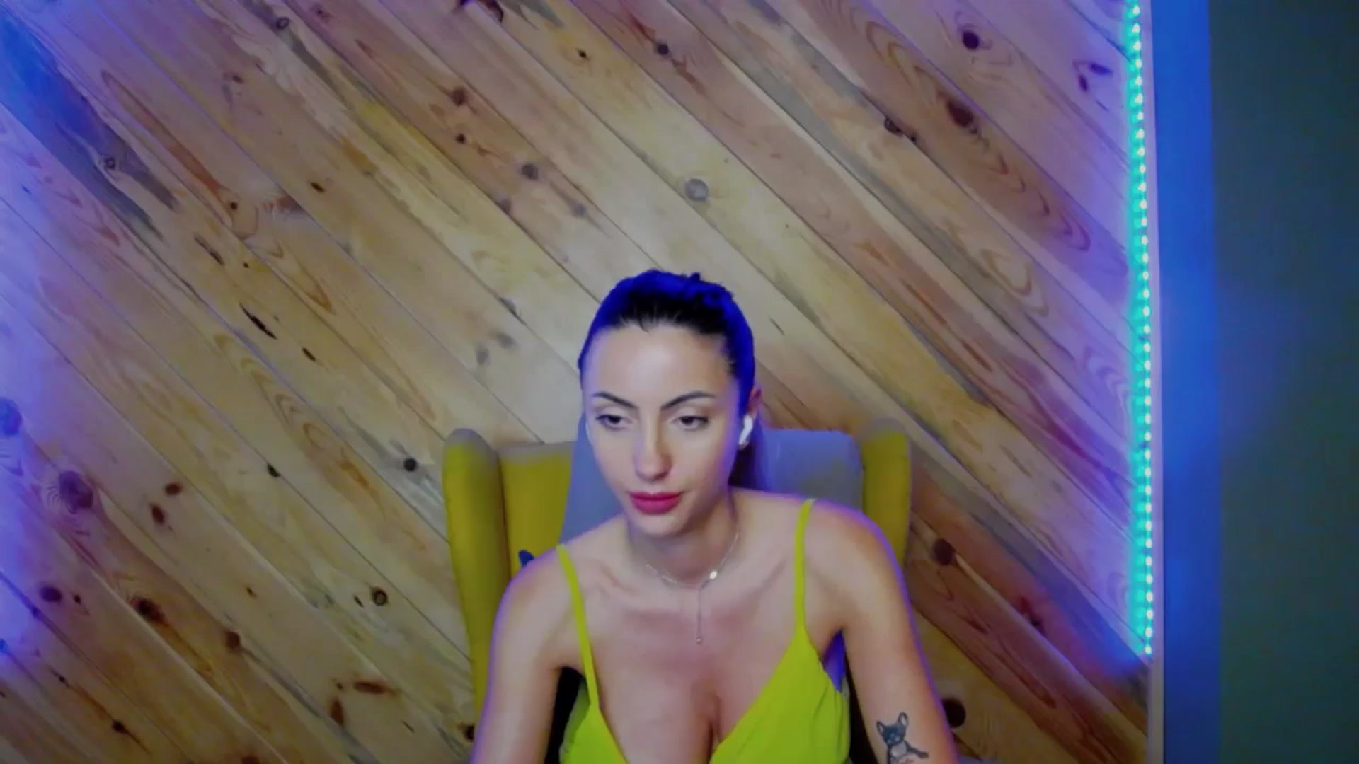 Gallery image thumbnail from Blonde_Ashley's myfreecams stream on, 01/16/2026, 22:33 image 3 of 20