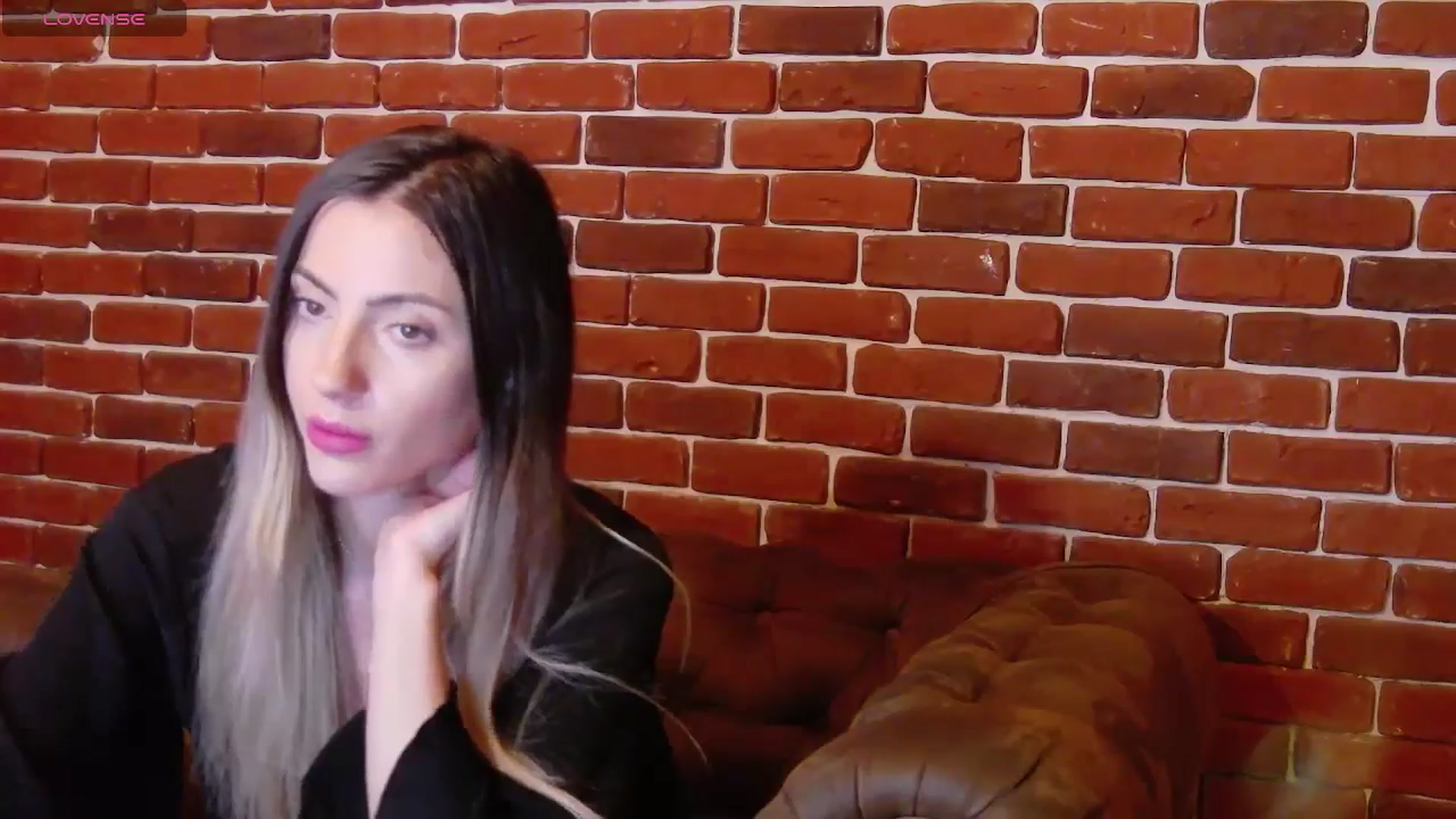 Gallery image thumbnail from Blonde_Ashley's myfreecams stream on, 01/21/2026, 13:25 image 9 of 20