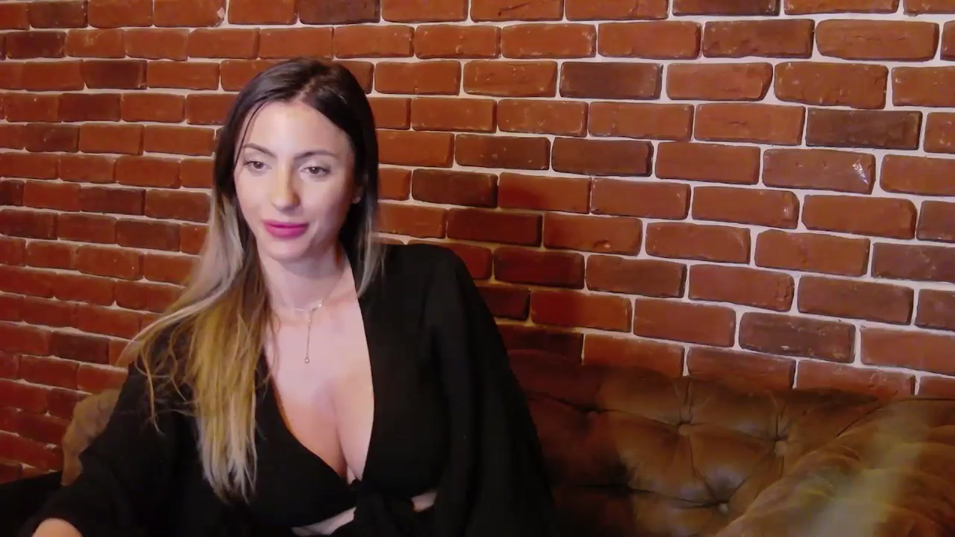Gallery image thumbnail from Blonde_Ashley's myfreecams stream on, 01/21/2026, 18:53 image 8 of 20