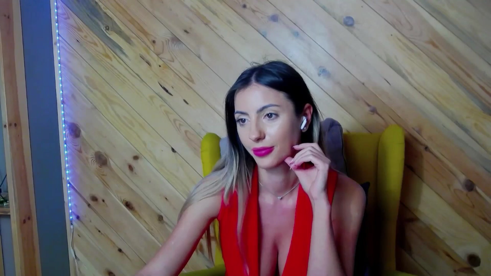 Gallery image thumbnail from Blonde_Ashley's myfreecams stream on, 01/31/2026, 18:21 image 15 of 20