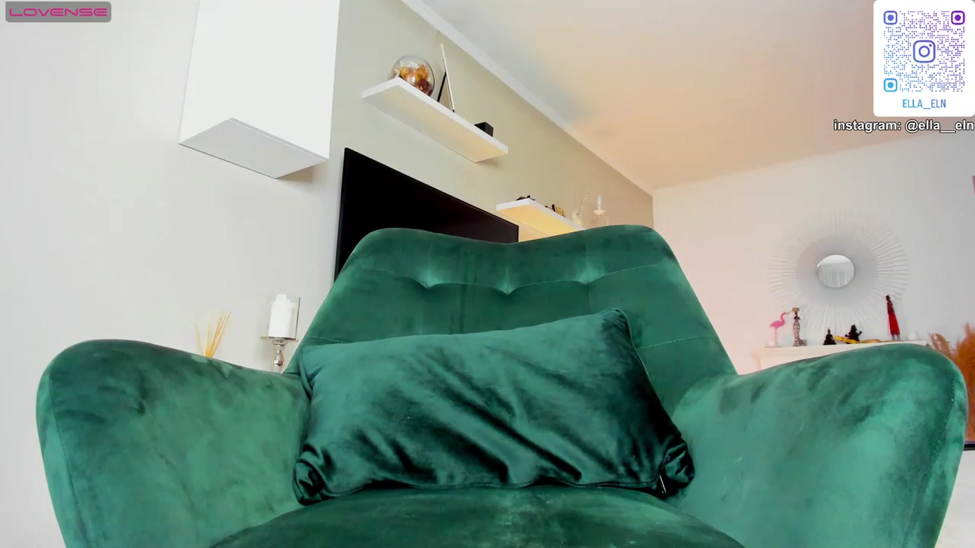 Gallery image thumbnail from Blonde_Elle's myfreecams stream on, 04/20/2023, 09:21 image 10 of 20